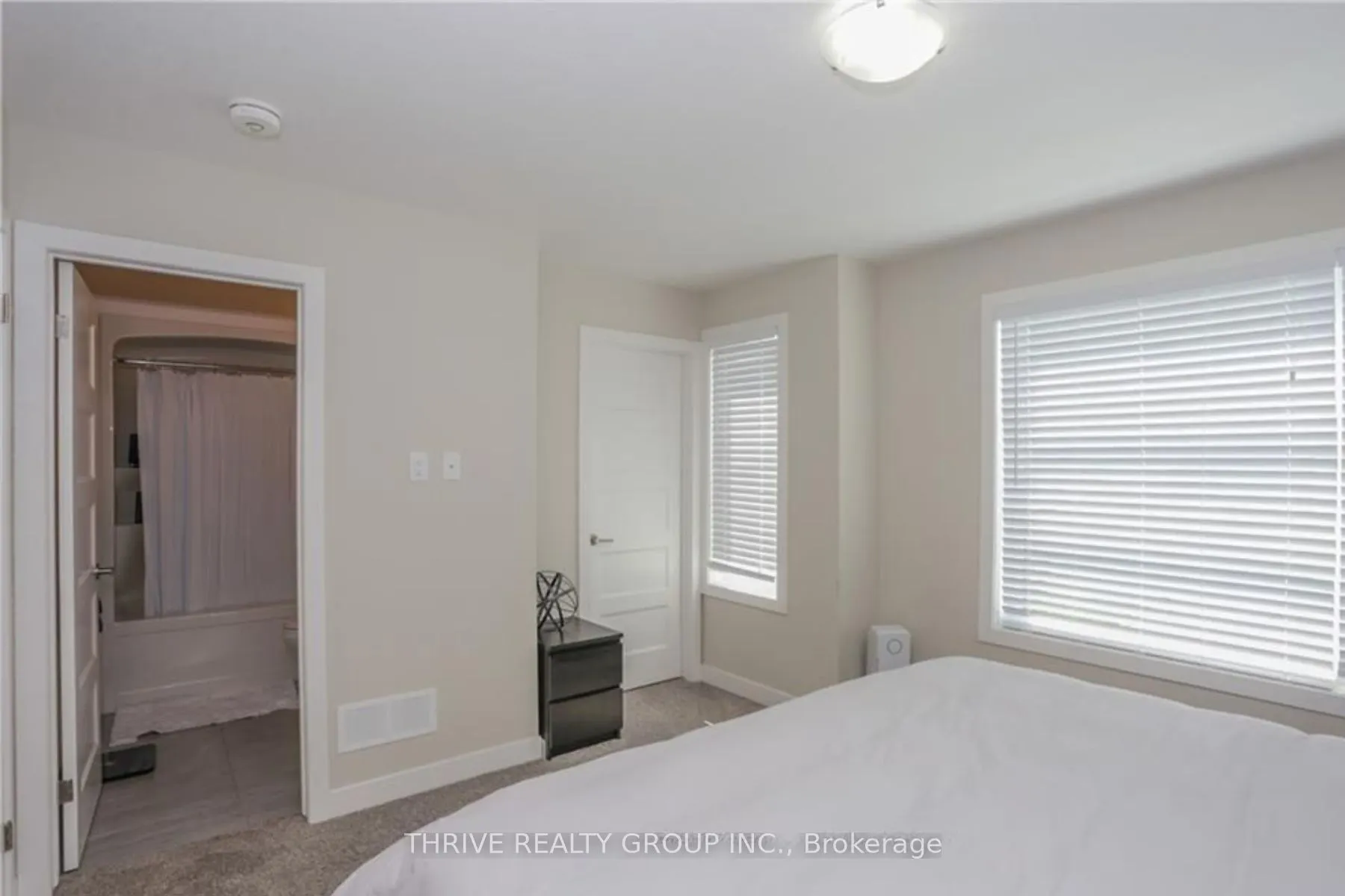 921 SARNIA Road