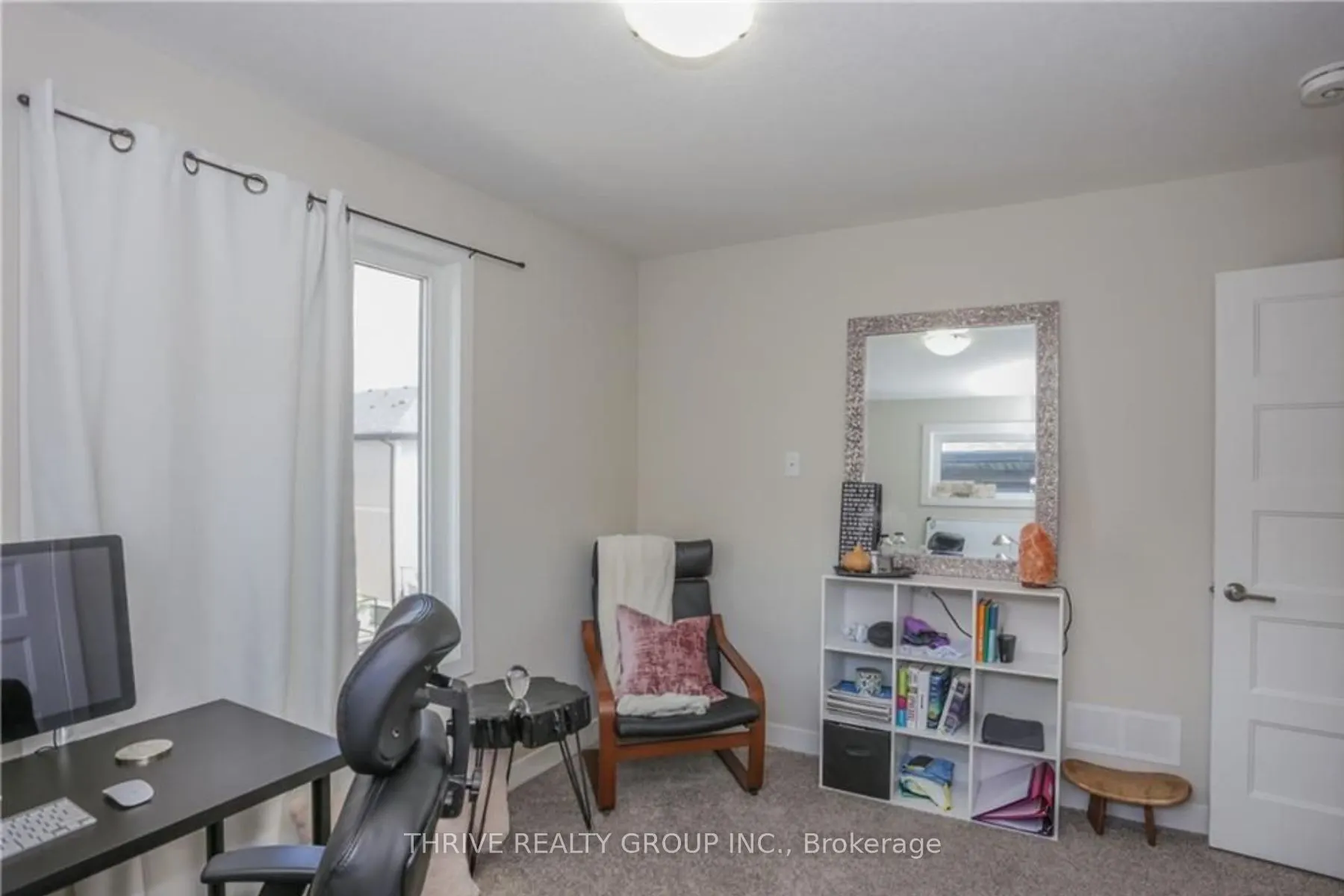 921 SARNIA Road