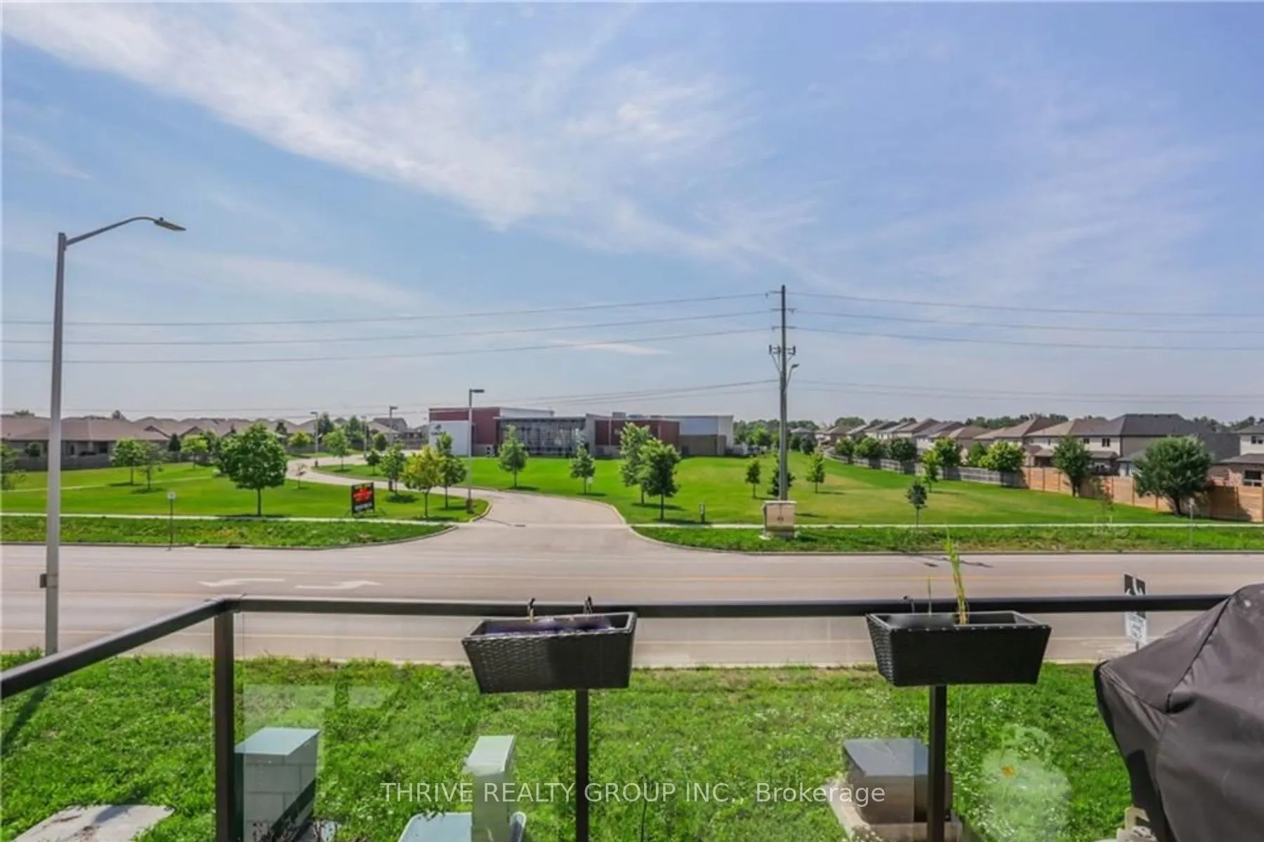 921 SARNIA Road