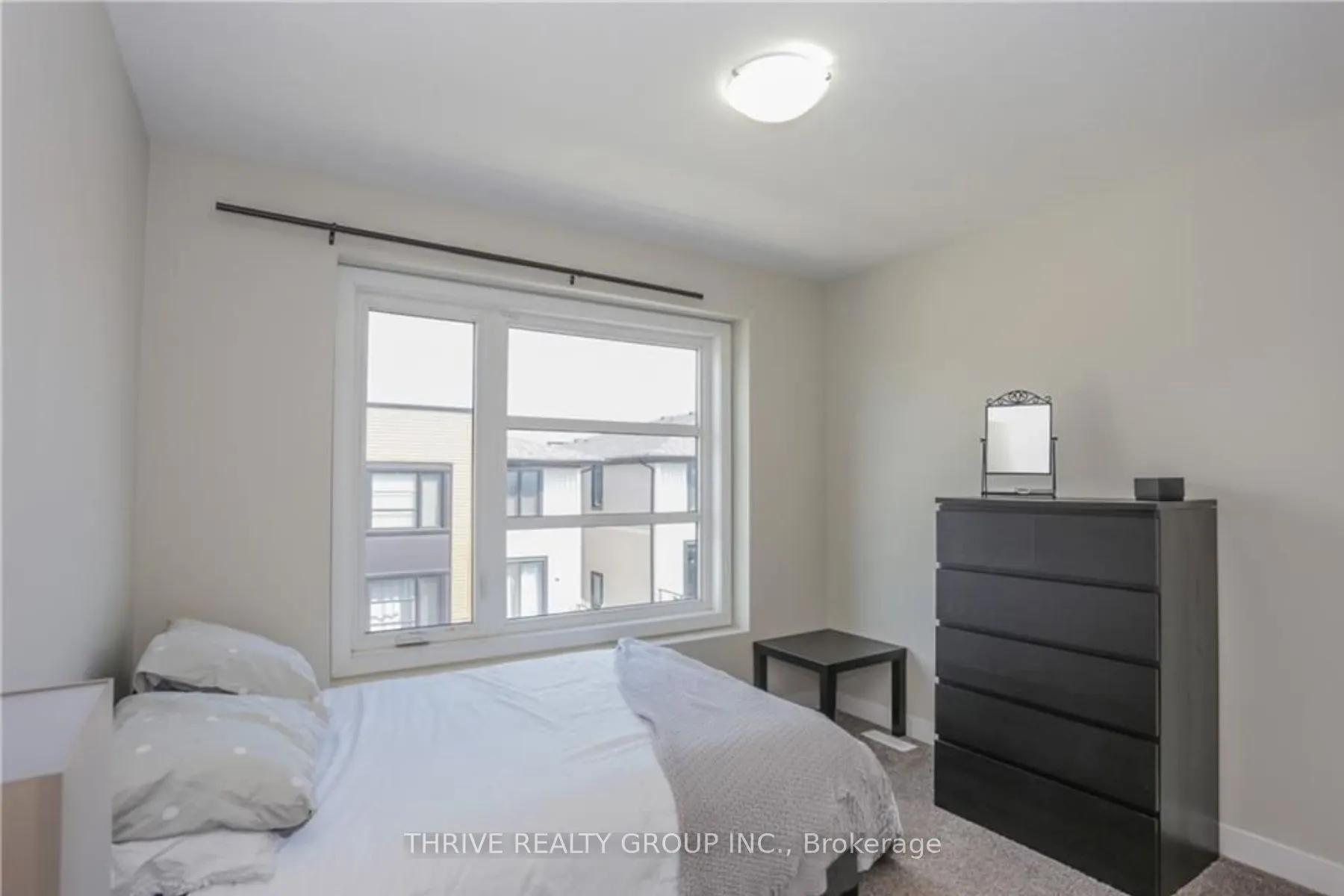 921 SARNIA Road