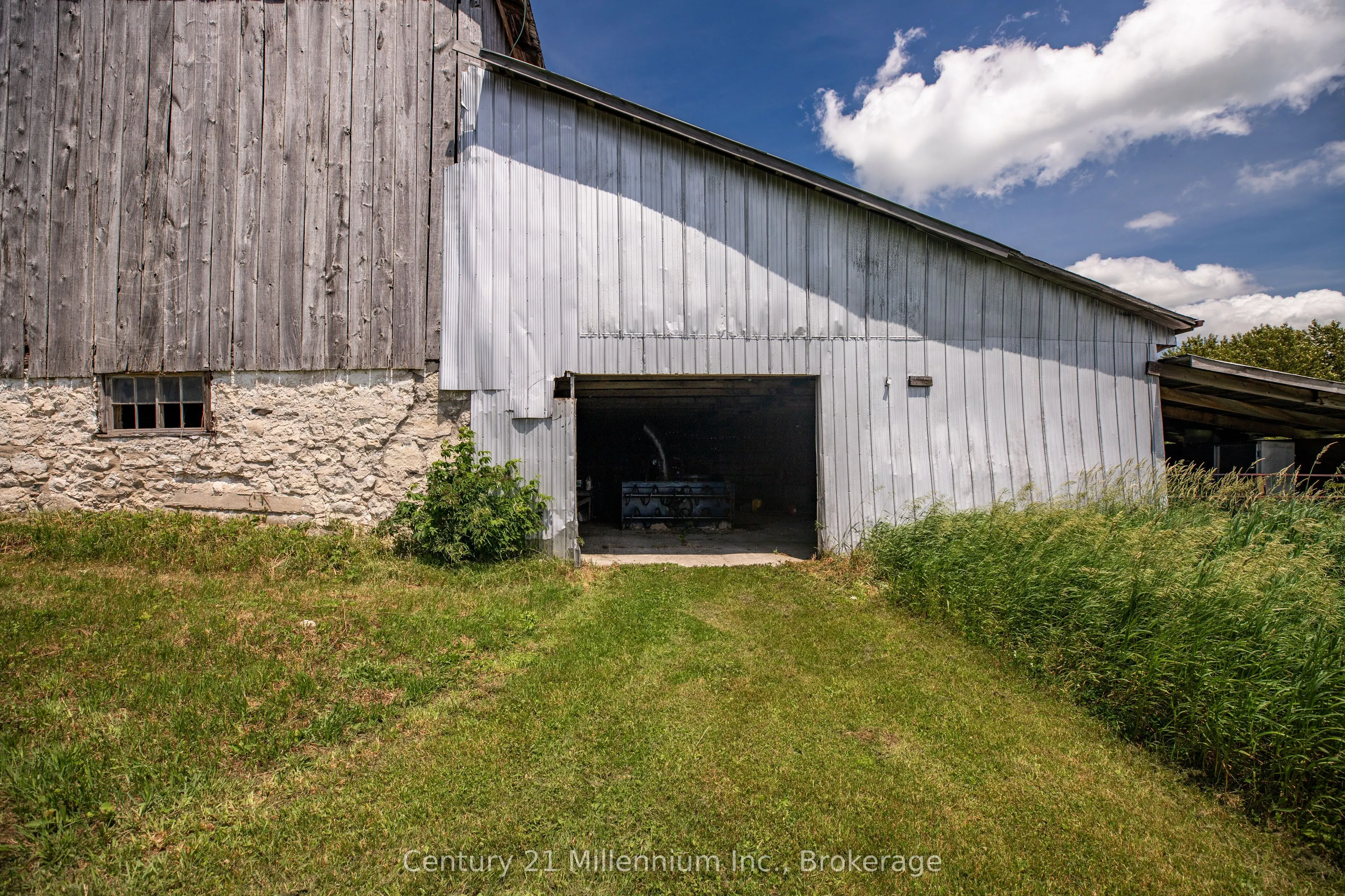 775678 Highway 10