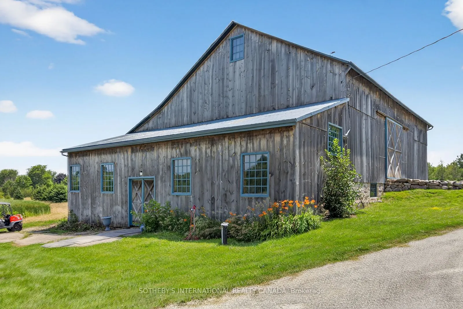 348299 15th Sideroad S