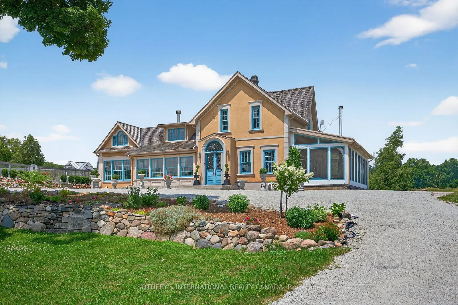 348299 15th Sideroad S