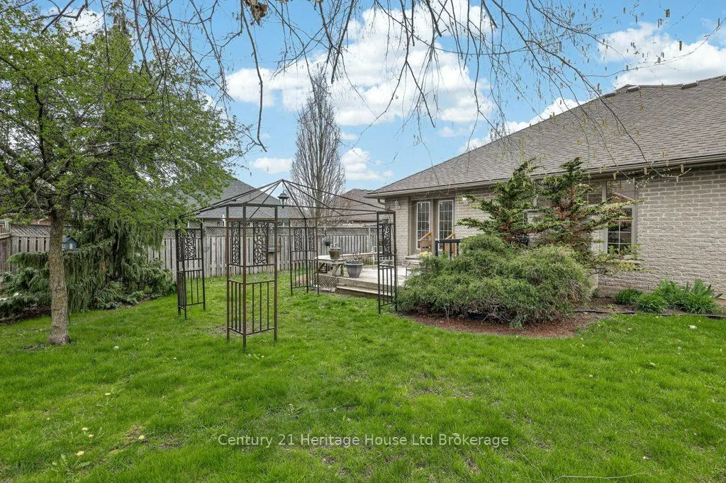 57 WENDY CALDER Place