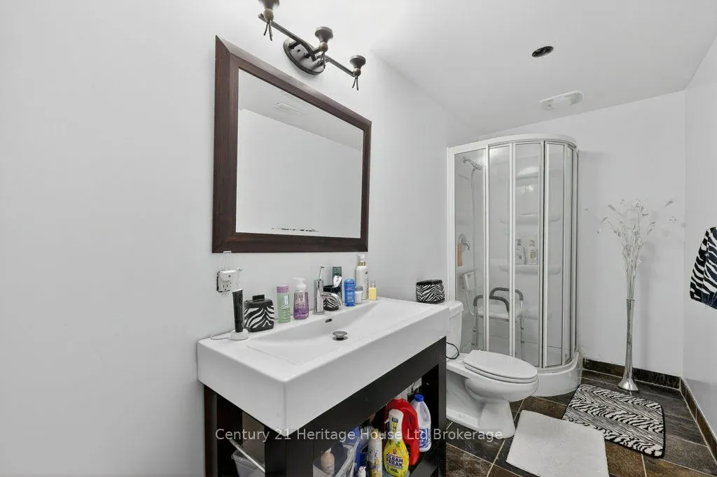 57 WENDY CALDER Place