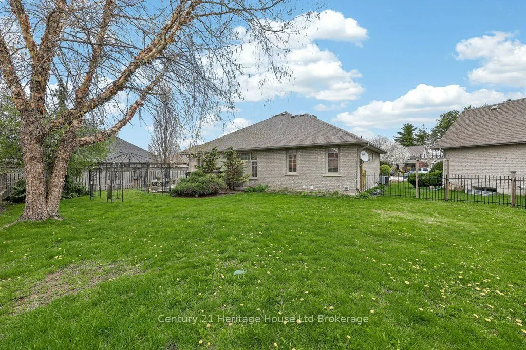 57 WENDY CALDER Place