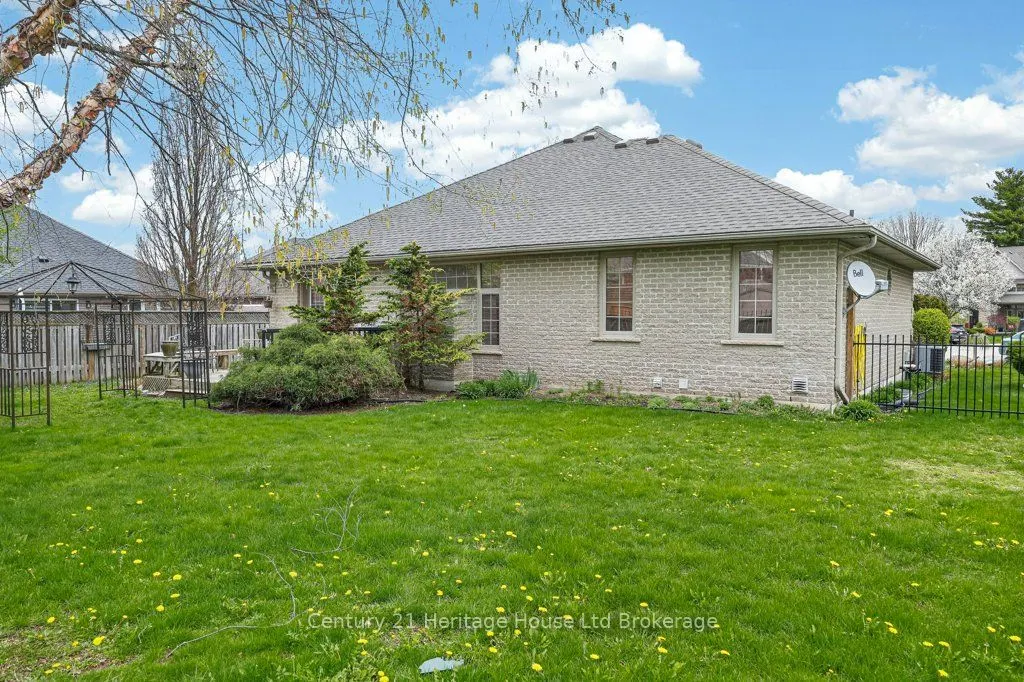 57 WENDY CALDER Place