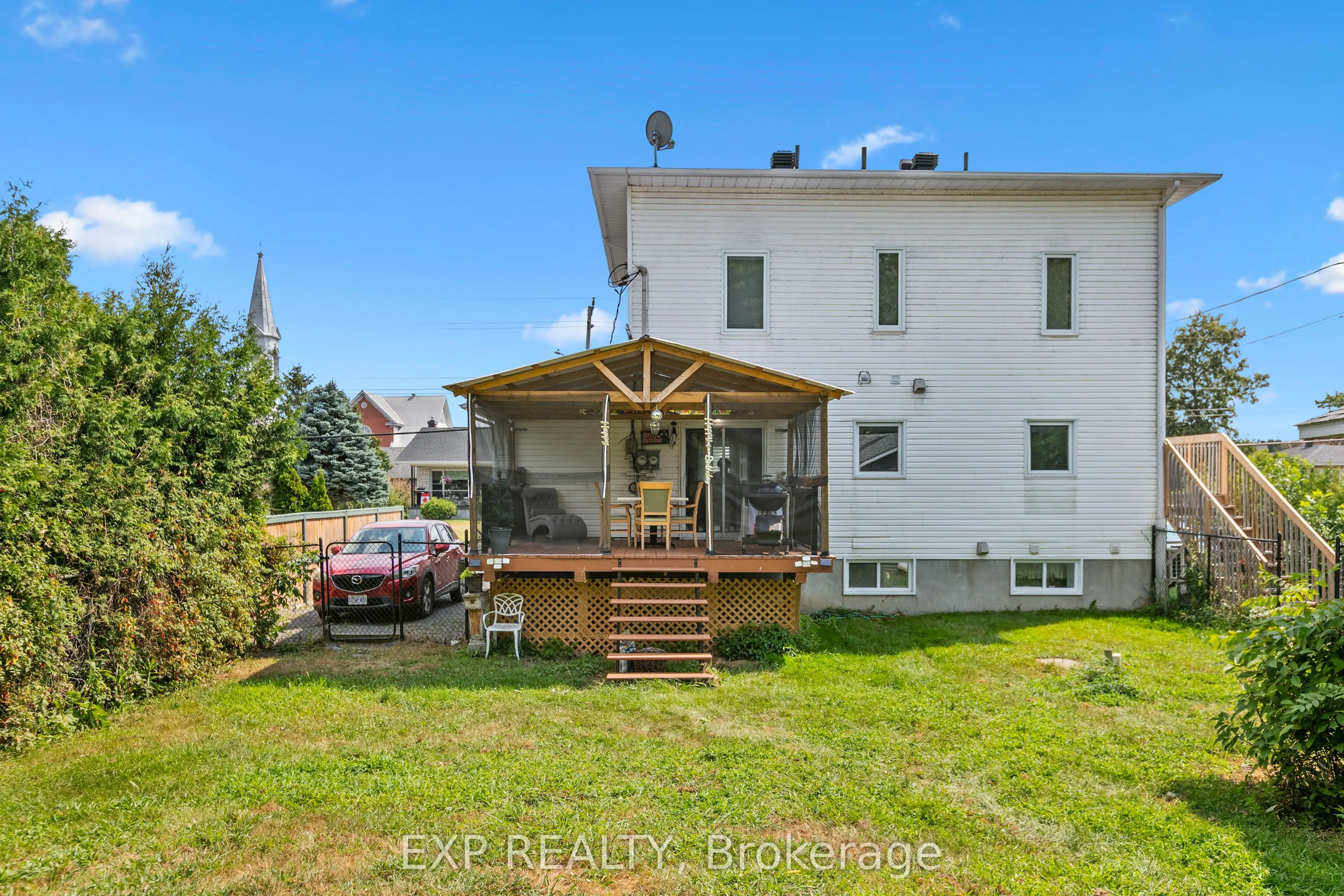 891 Lacroix Road