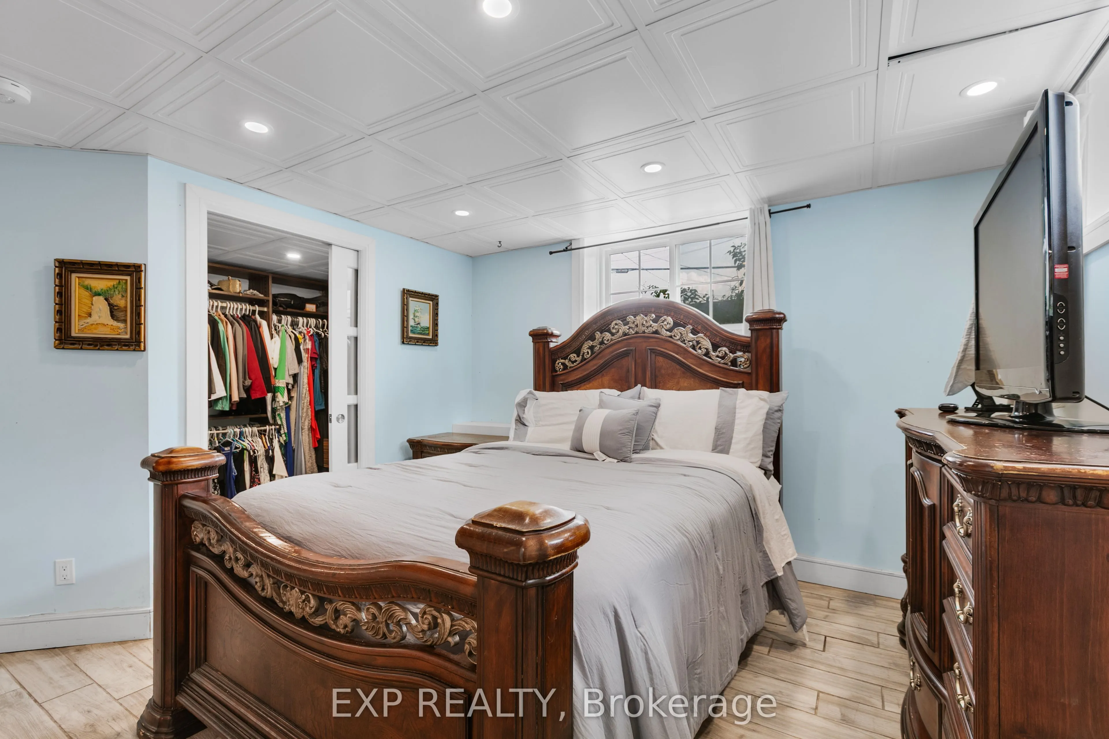 891 Lacroix Road