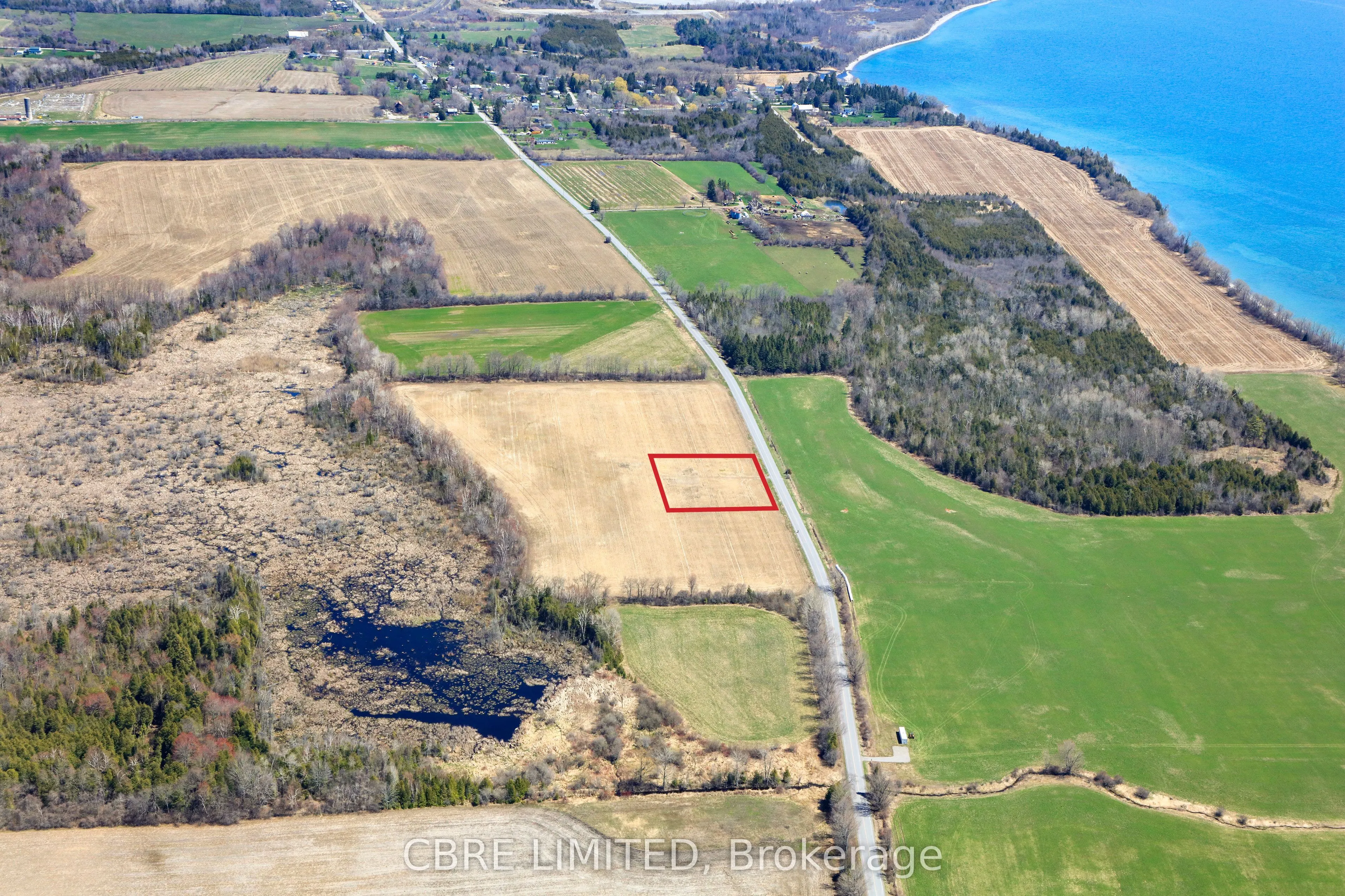 692 Lakeport Road