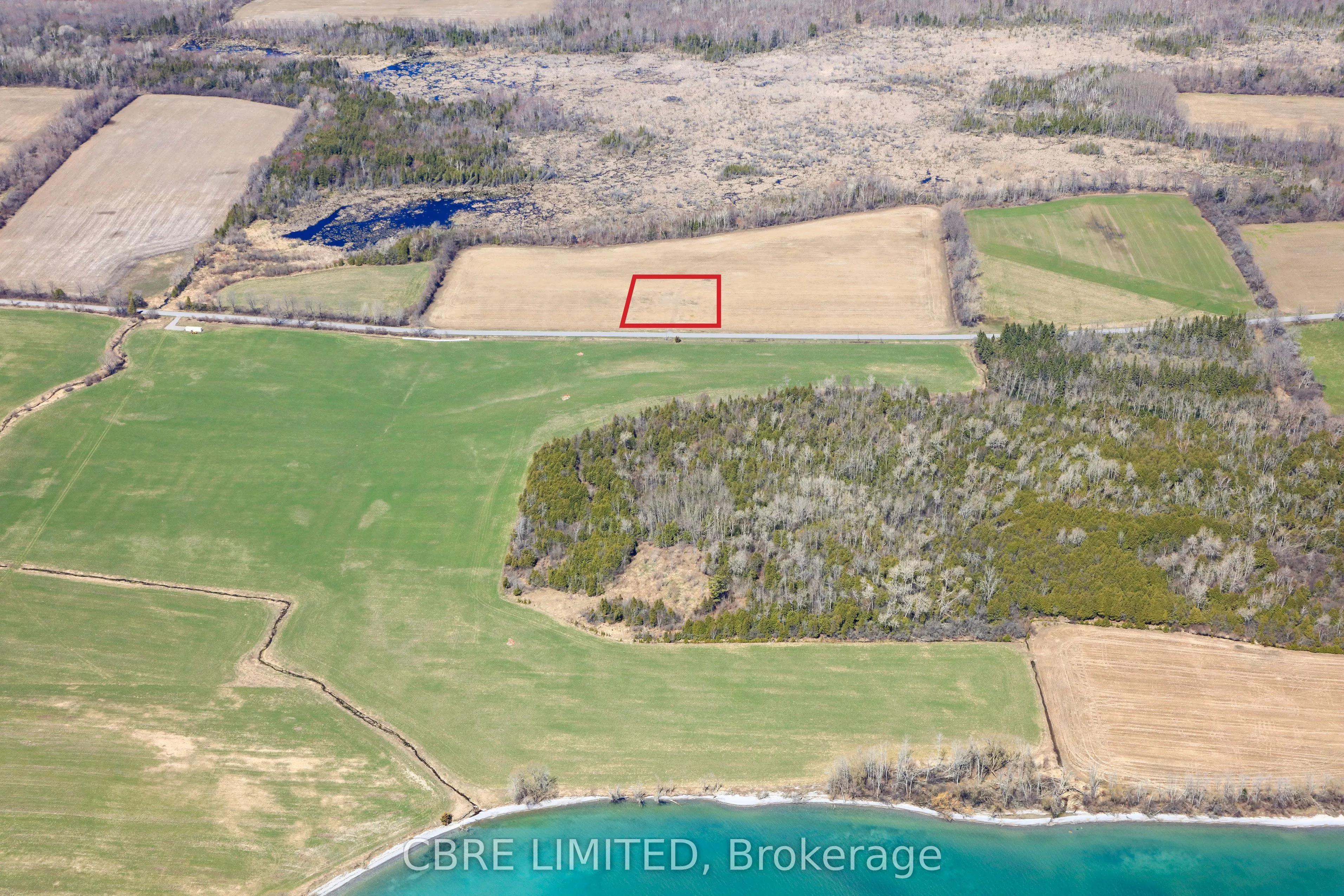 692 Lakeport Road