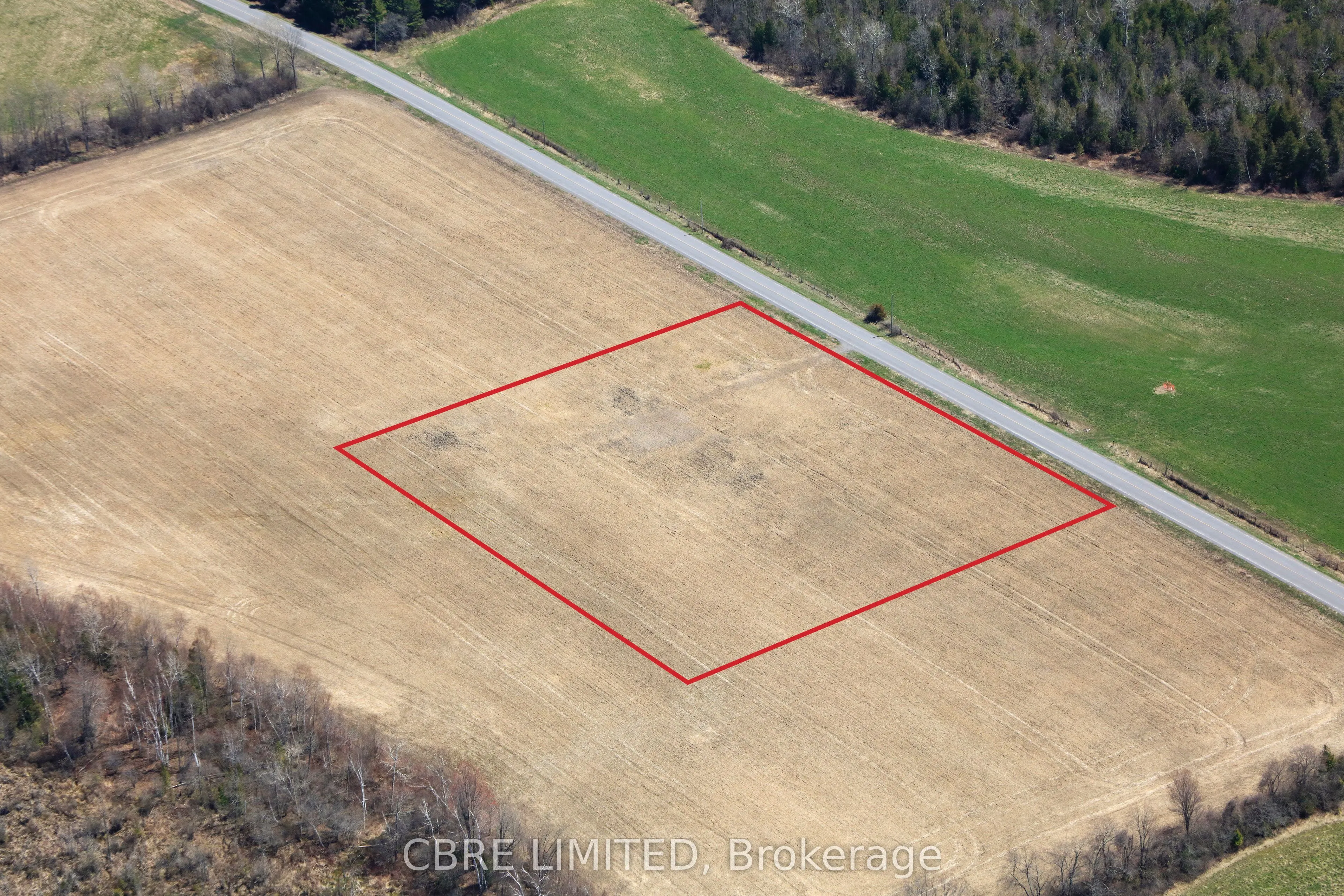 692 Lakeport Road