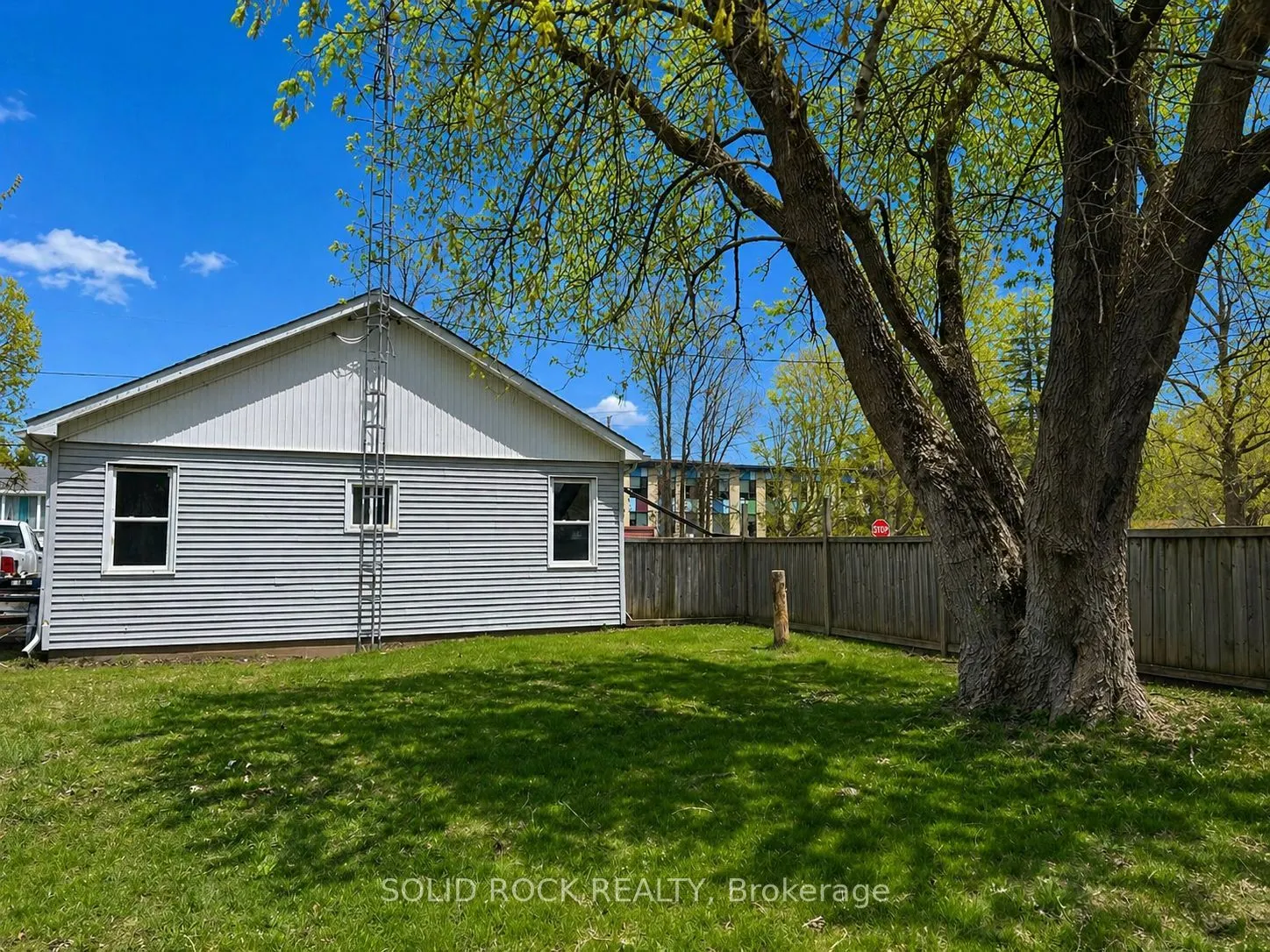 14 Linn Street