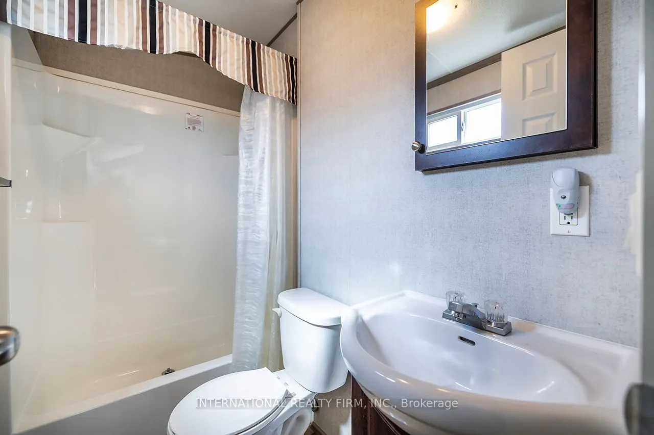 34 Glen Abbey #1235 Villiers Line