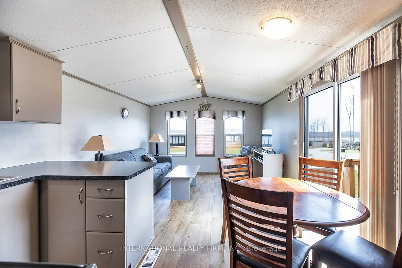 34 Glen Abbey #1235 Villiers Line