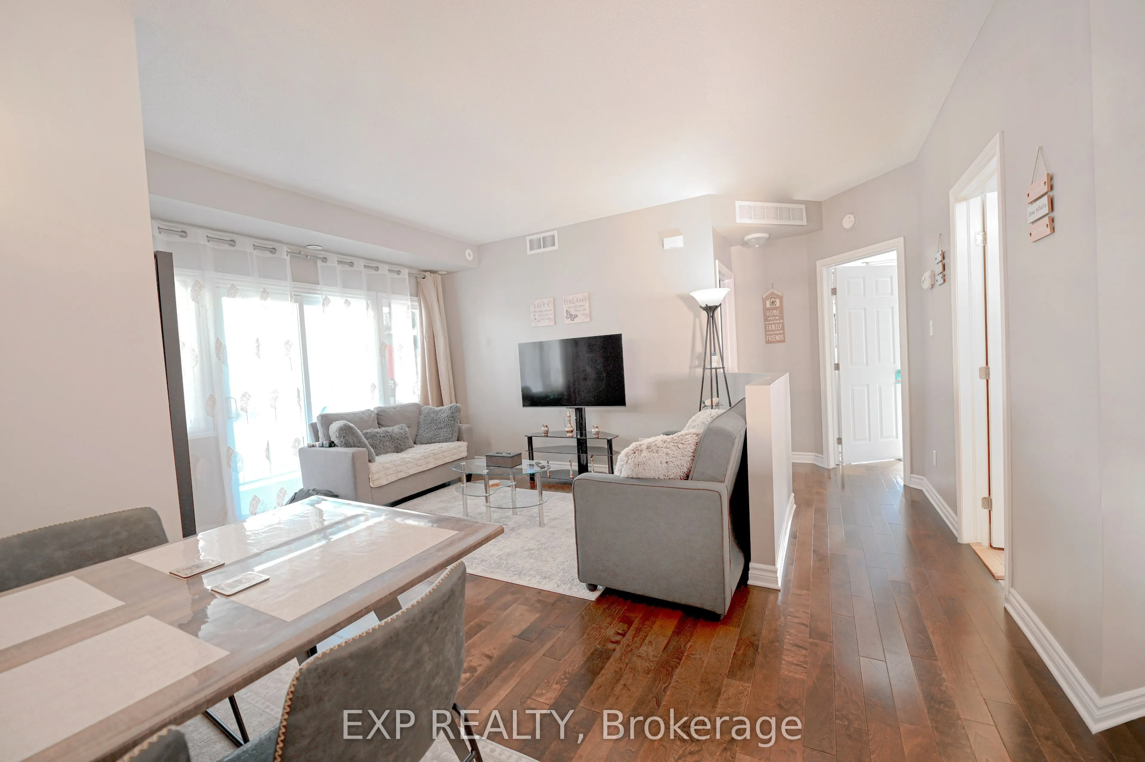 1113 STITTSVILLE MAIN Street N #G