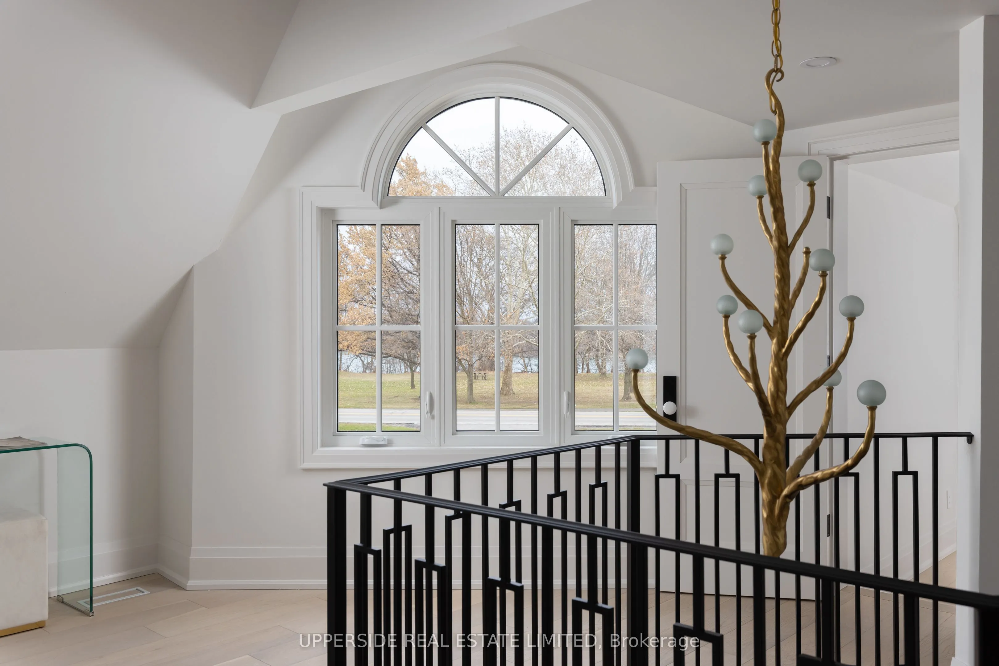 15886 Niagara Parkway