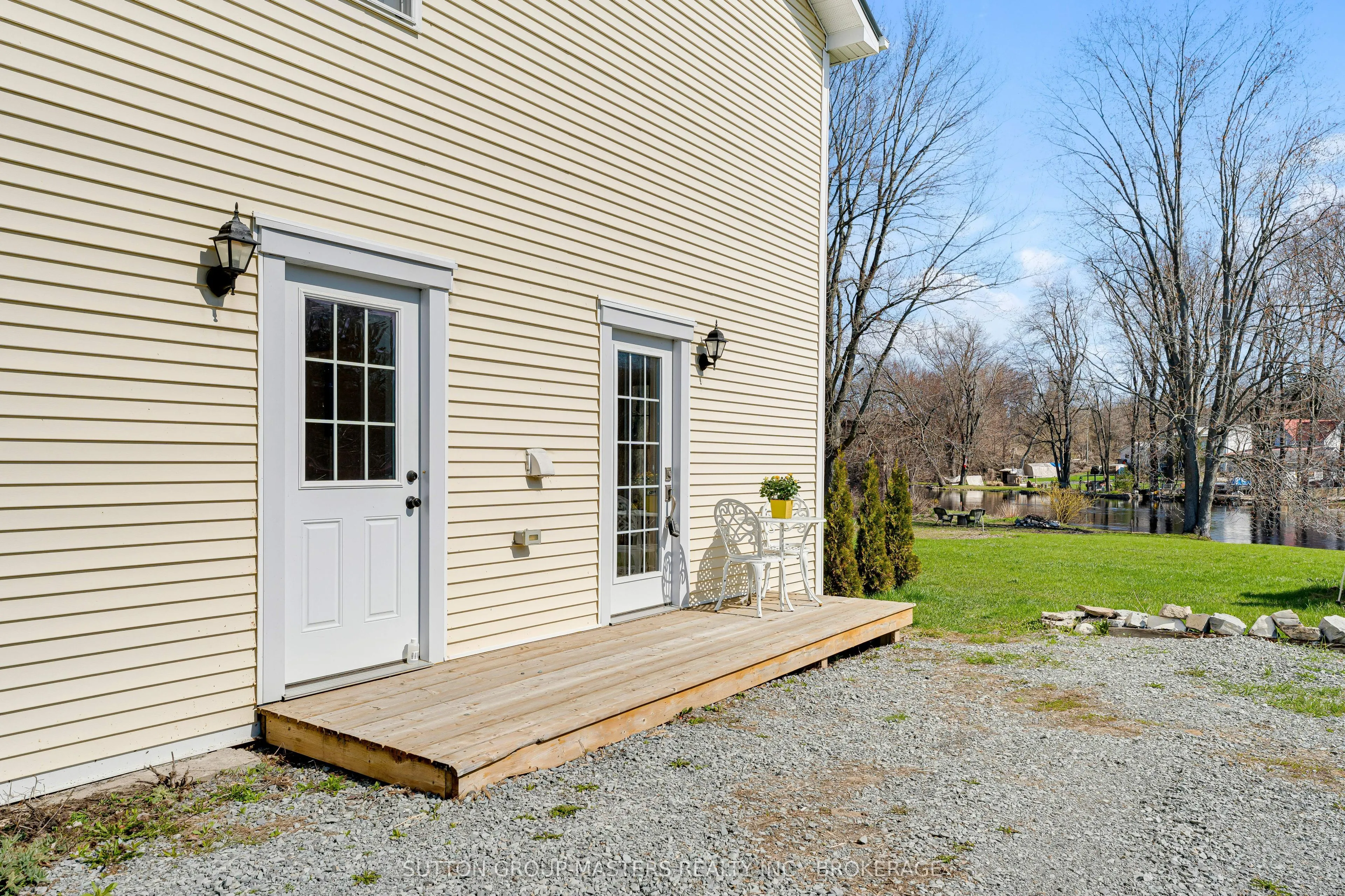 2829-2831 County Rd 6 Road