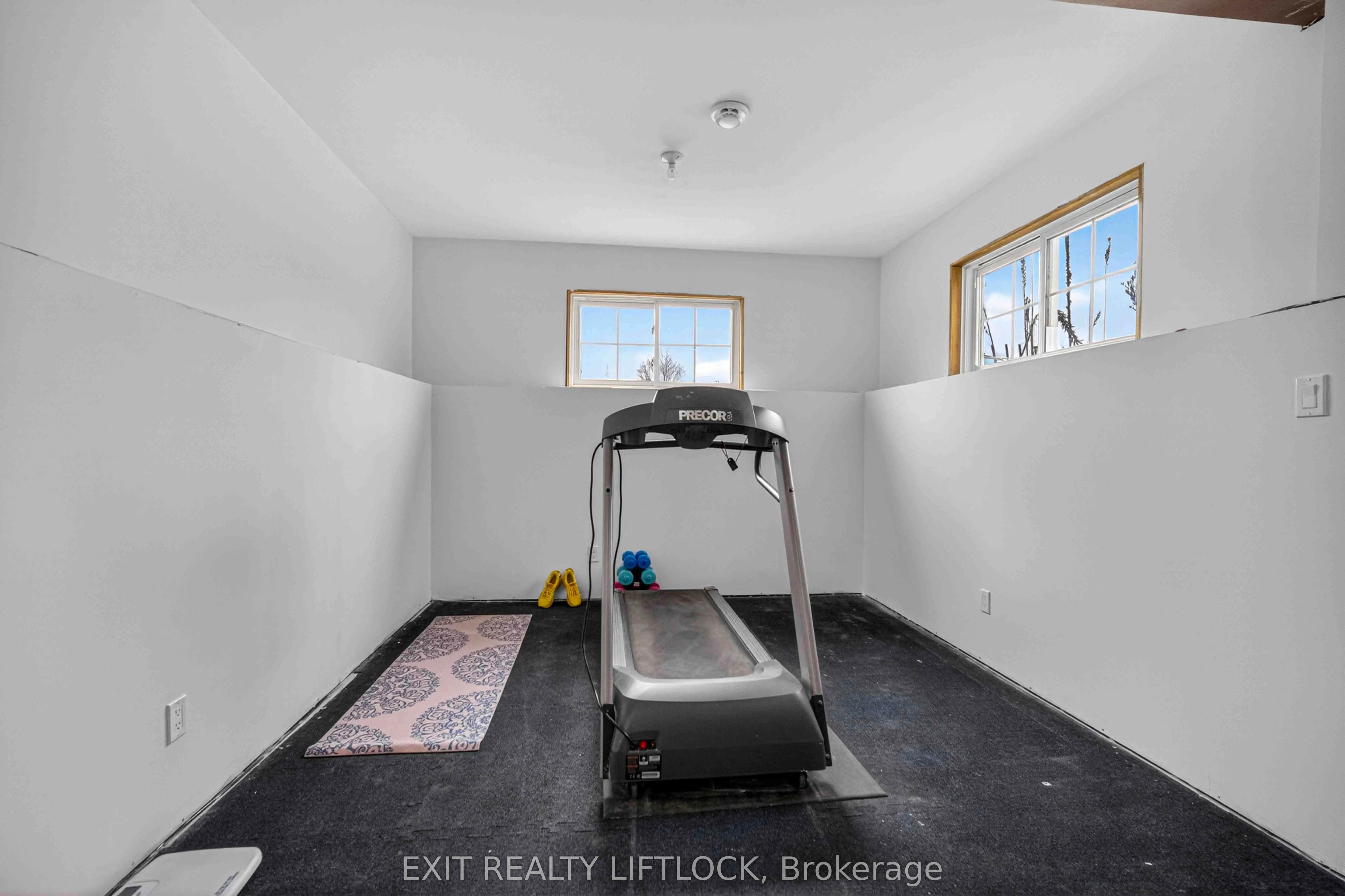 1479 Webster Road