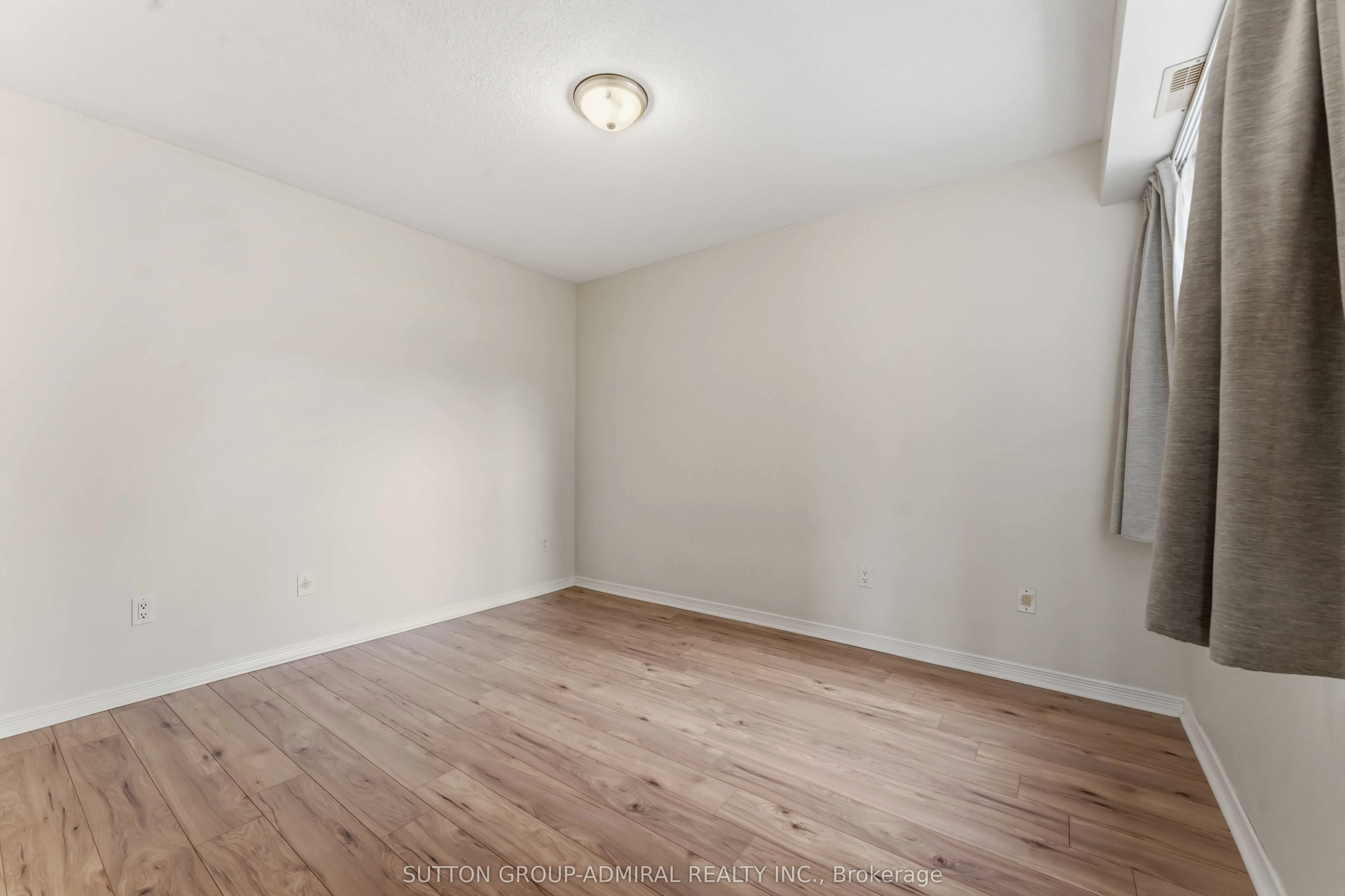 130 ROCHESTER Street #9