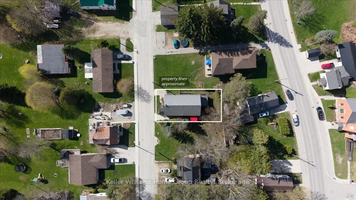 44 2nd Avenue