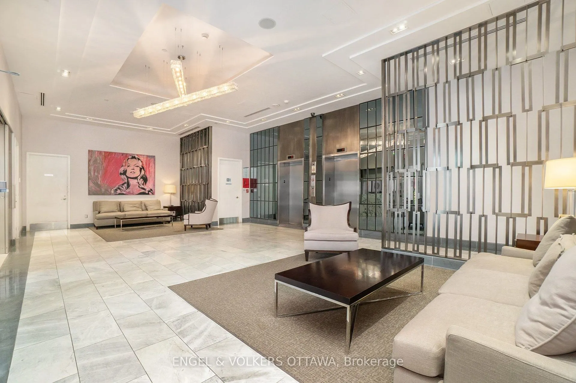 300 Lisgar Street #513