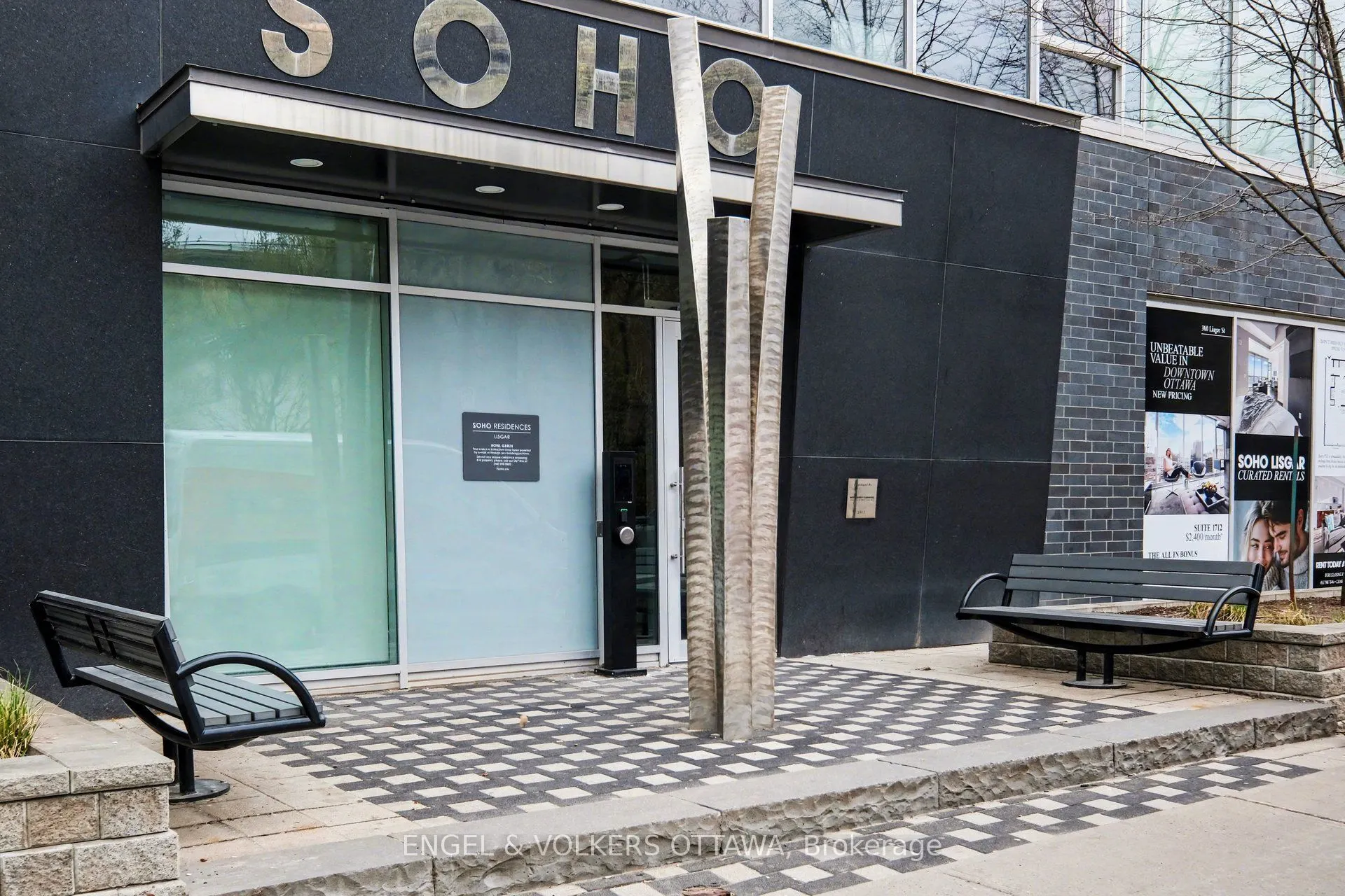 300 Lisgar Street #513