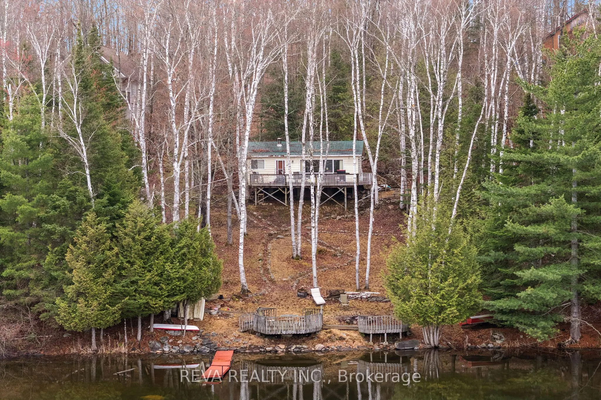 115 West Mullet Lake Drive