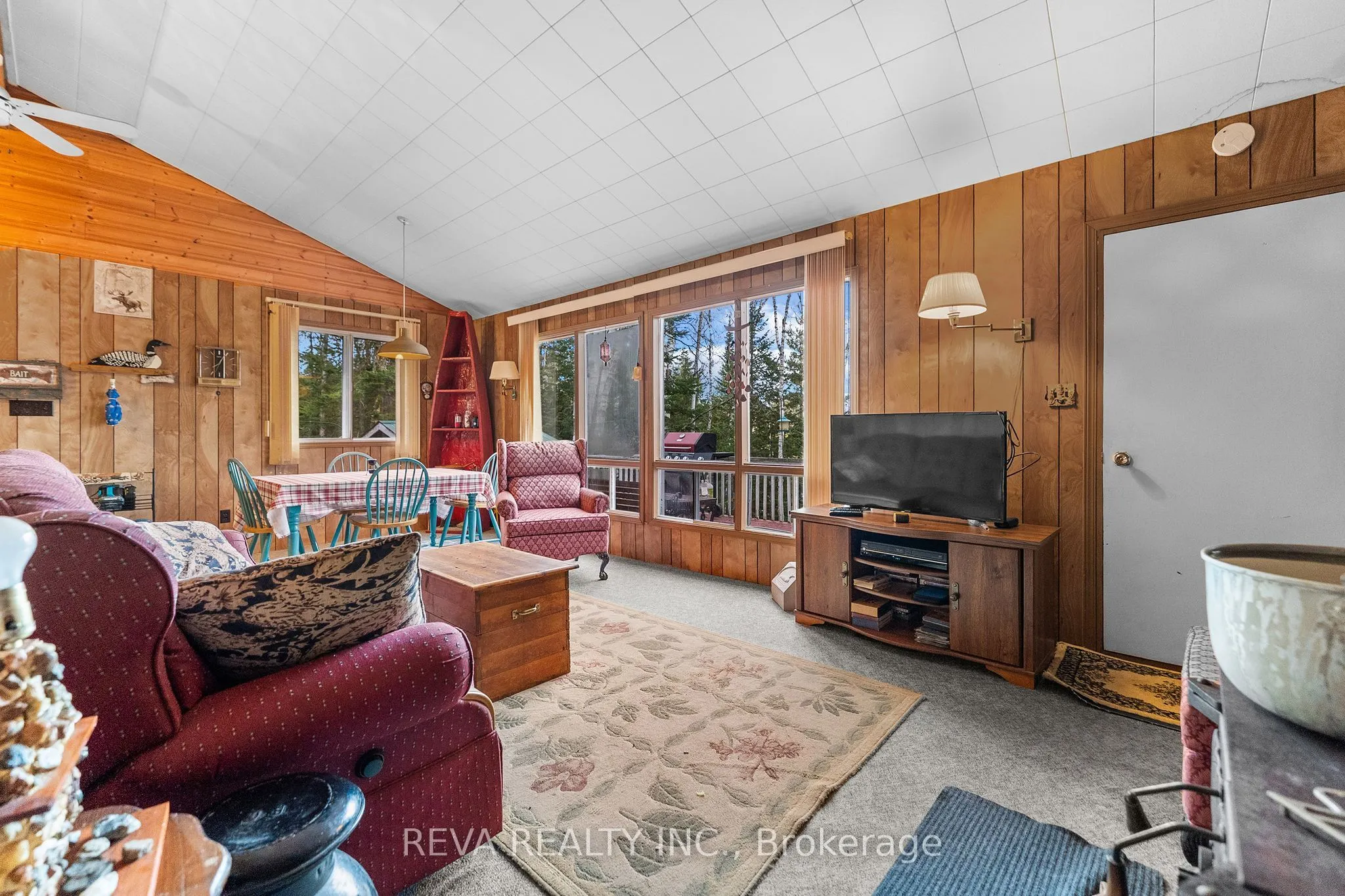 115 West Mullet Lake Drive