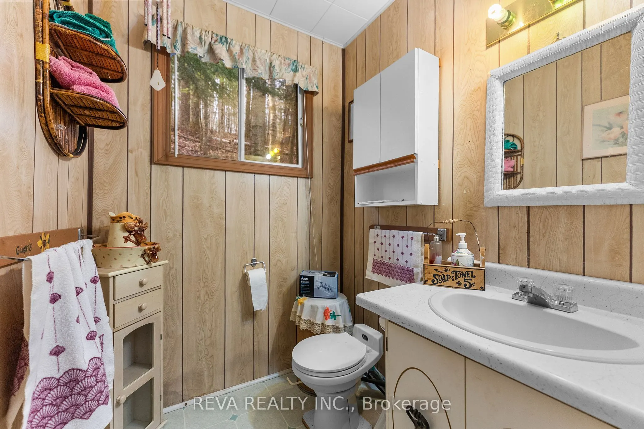 115 West Mullet Lake Drive