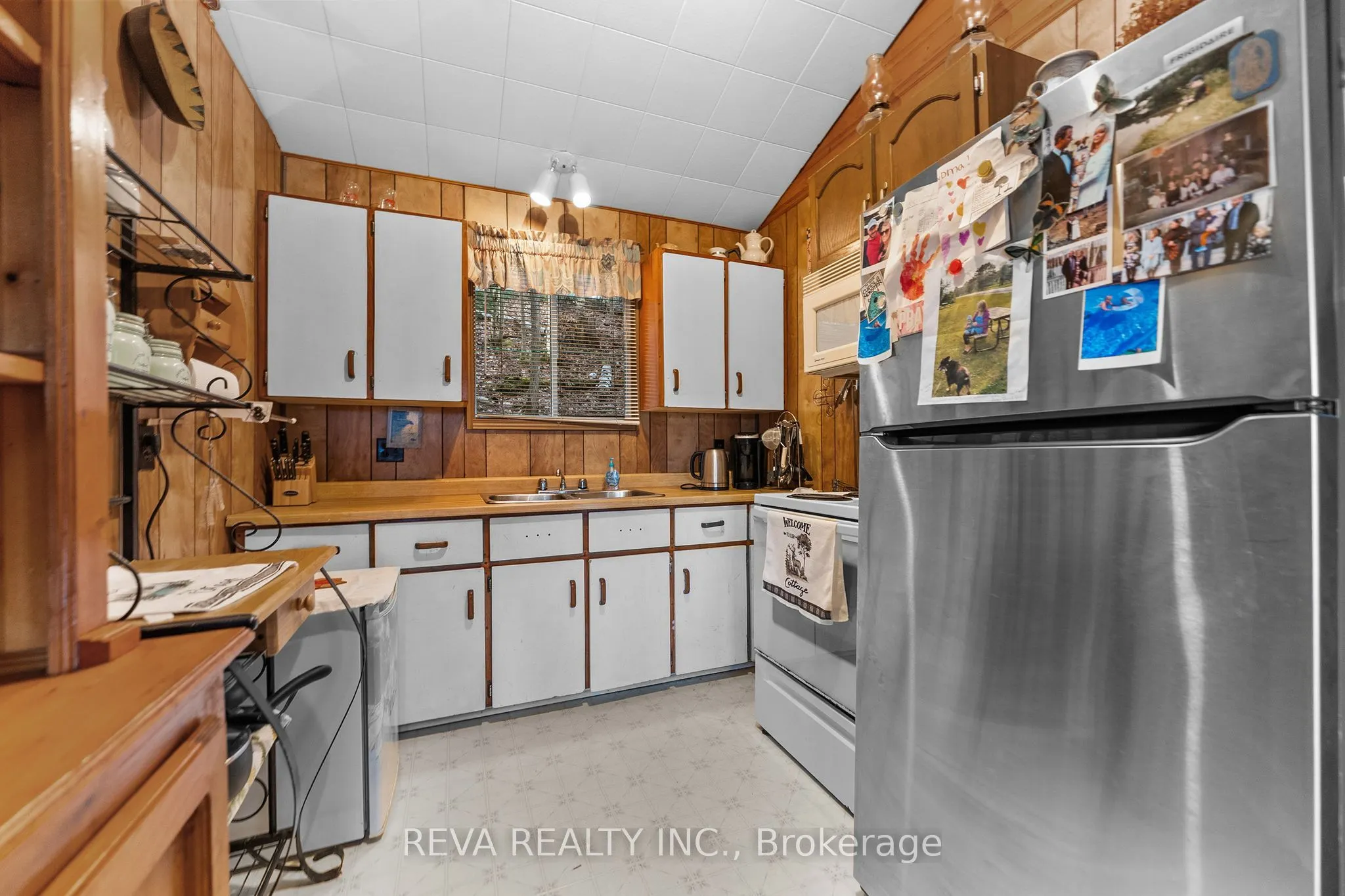 115 West Mullet Lake Drive