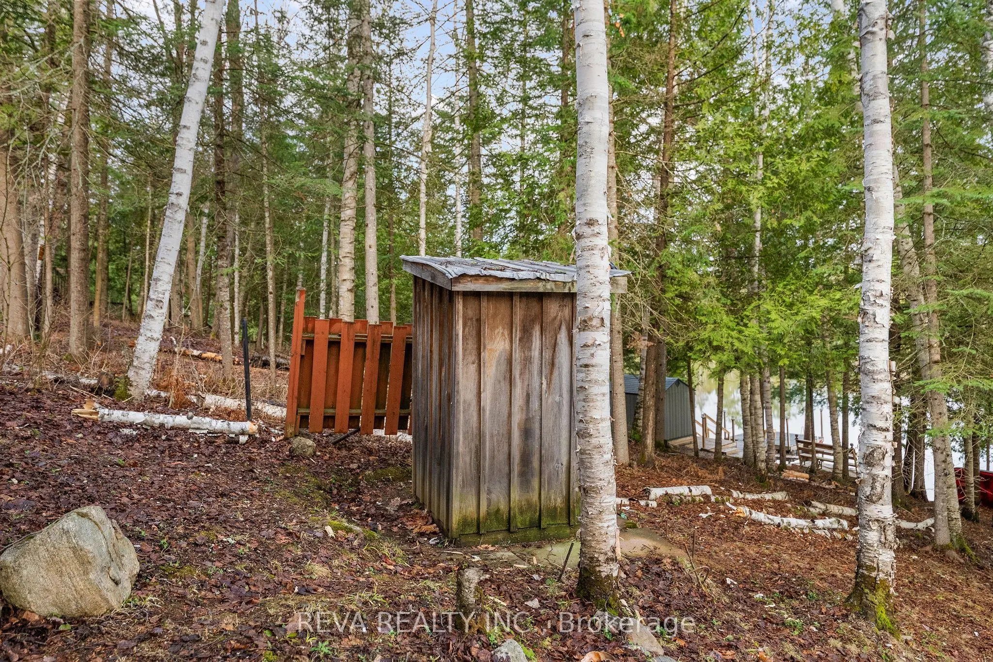 115 West Mullet Lake Drive