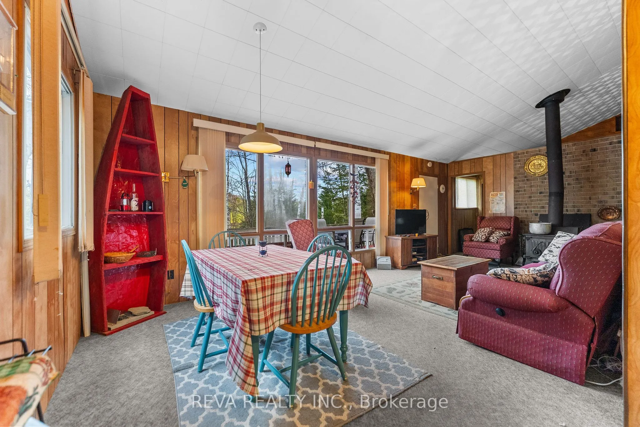 115 West Mullet Lake Drive
