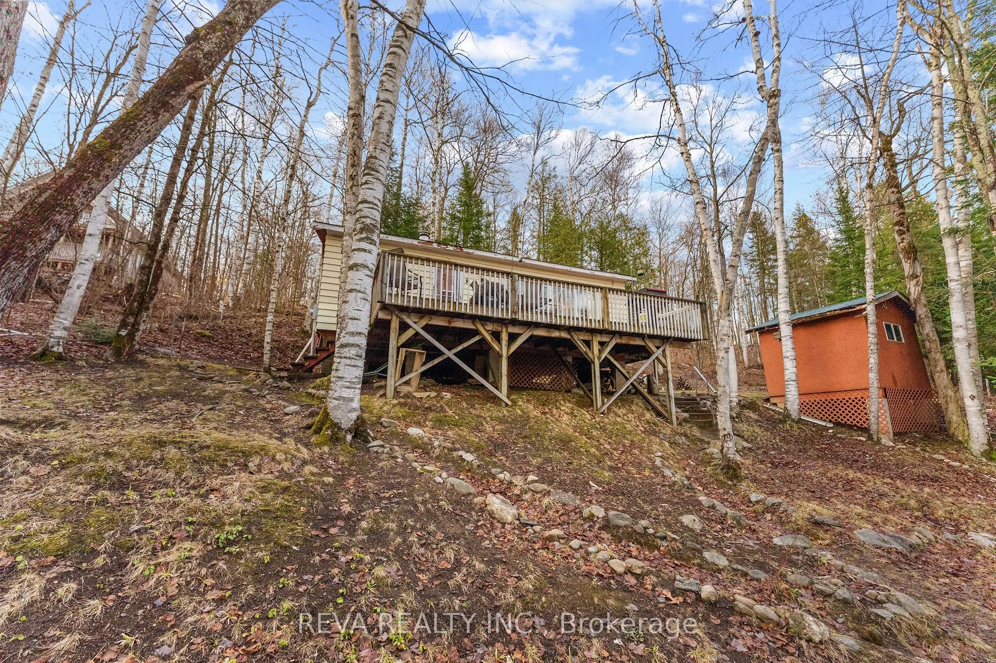 115 West Mullet Lake Drive