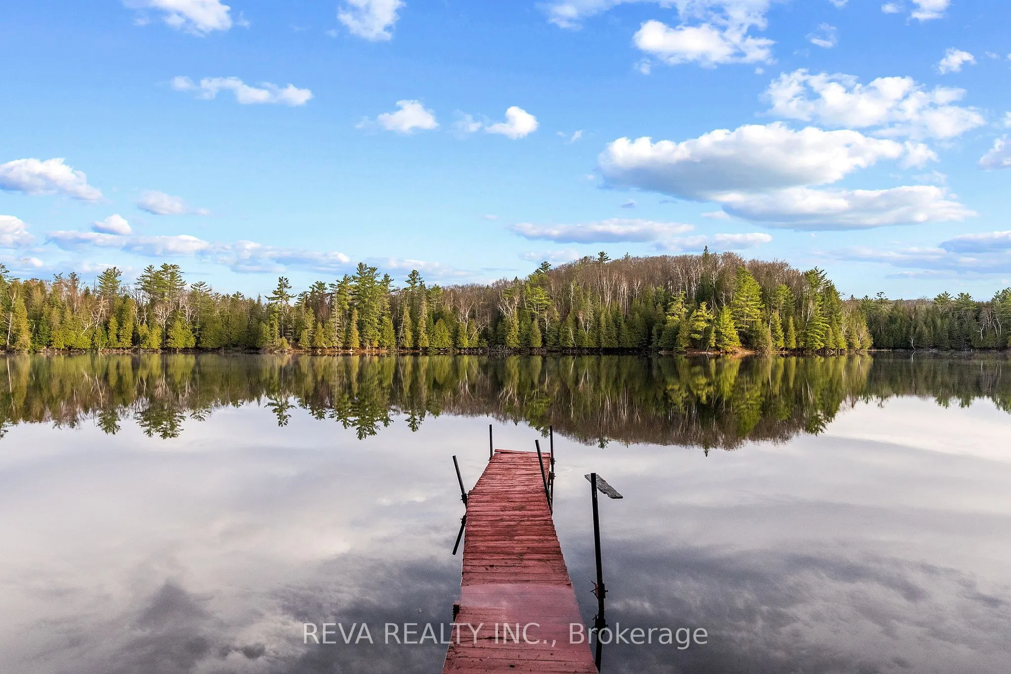 115 West Mullet Lake Drive