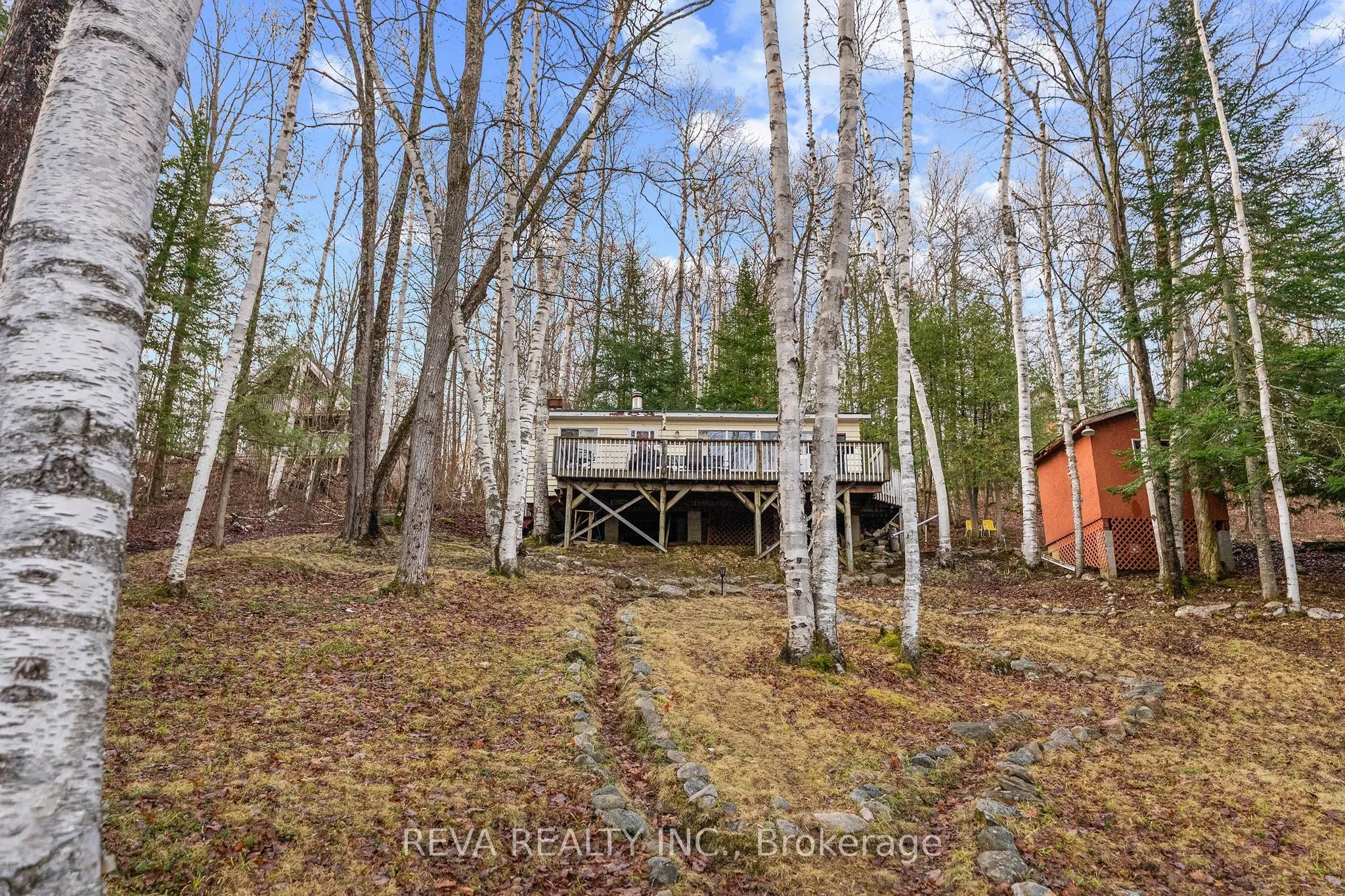 115 West Mullet Lake Drive