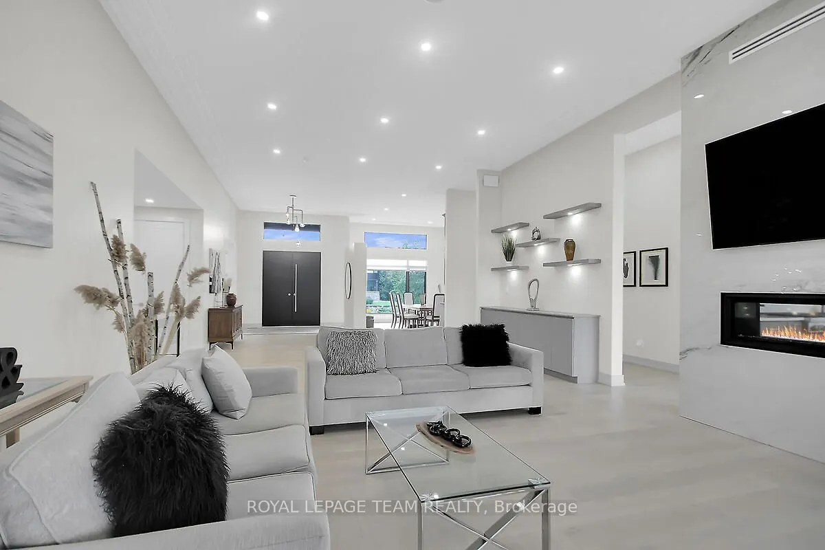 6865 Pebble Trail Way