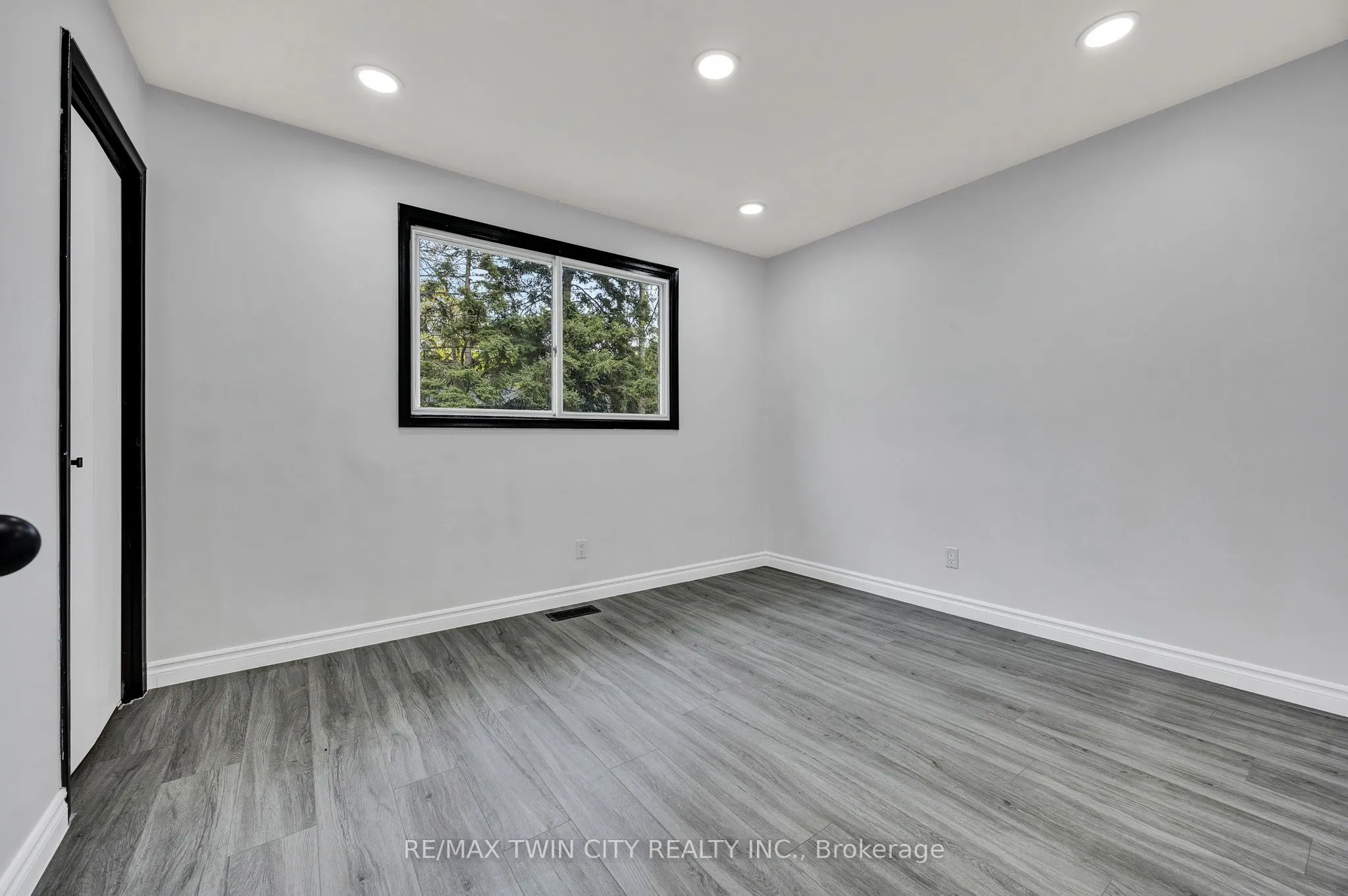 246 Hillcrest Road