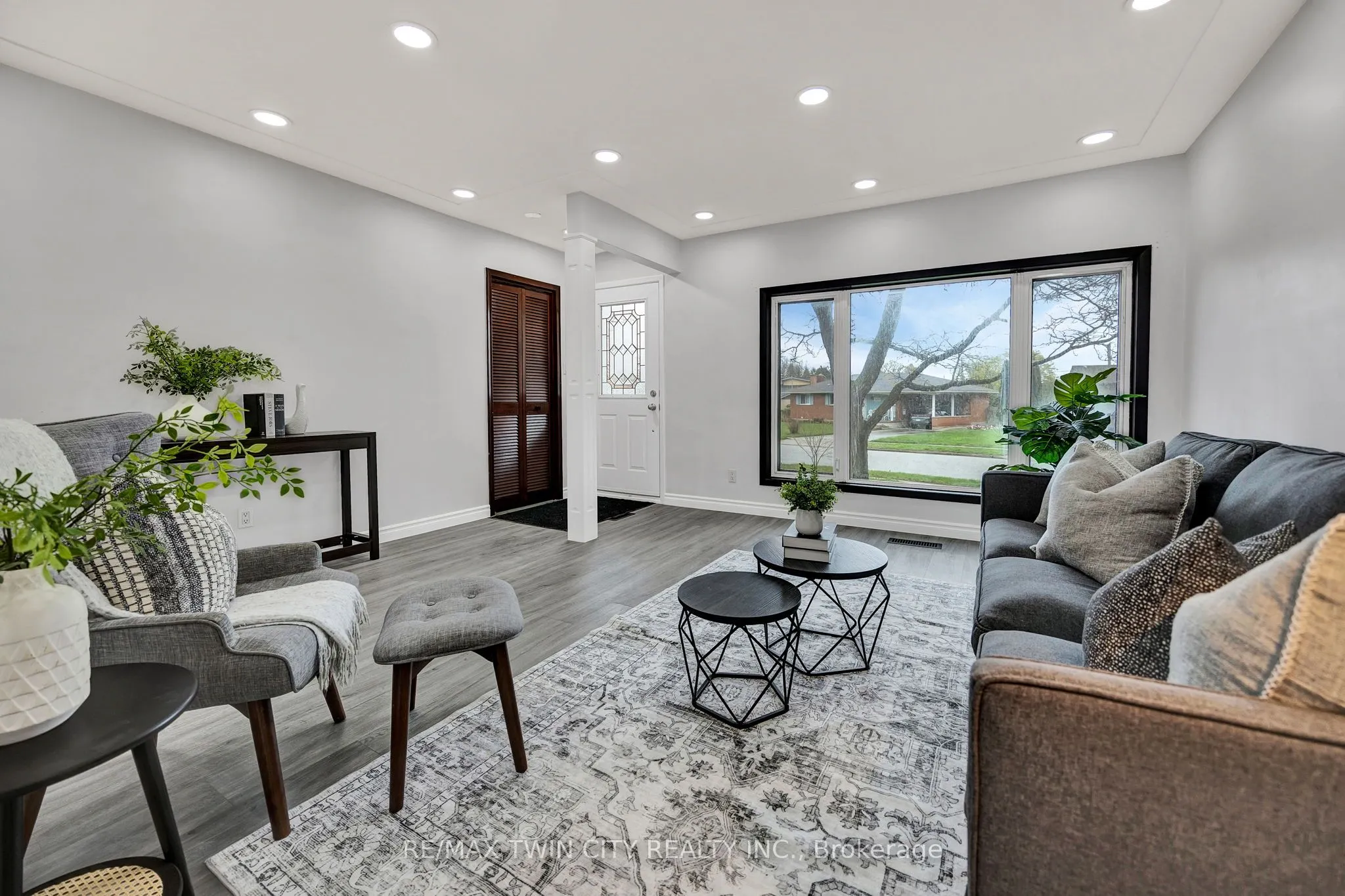246 Hillcrest Road