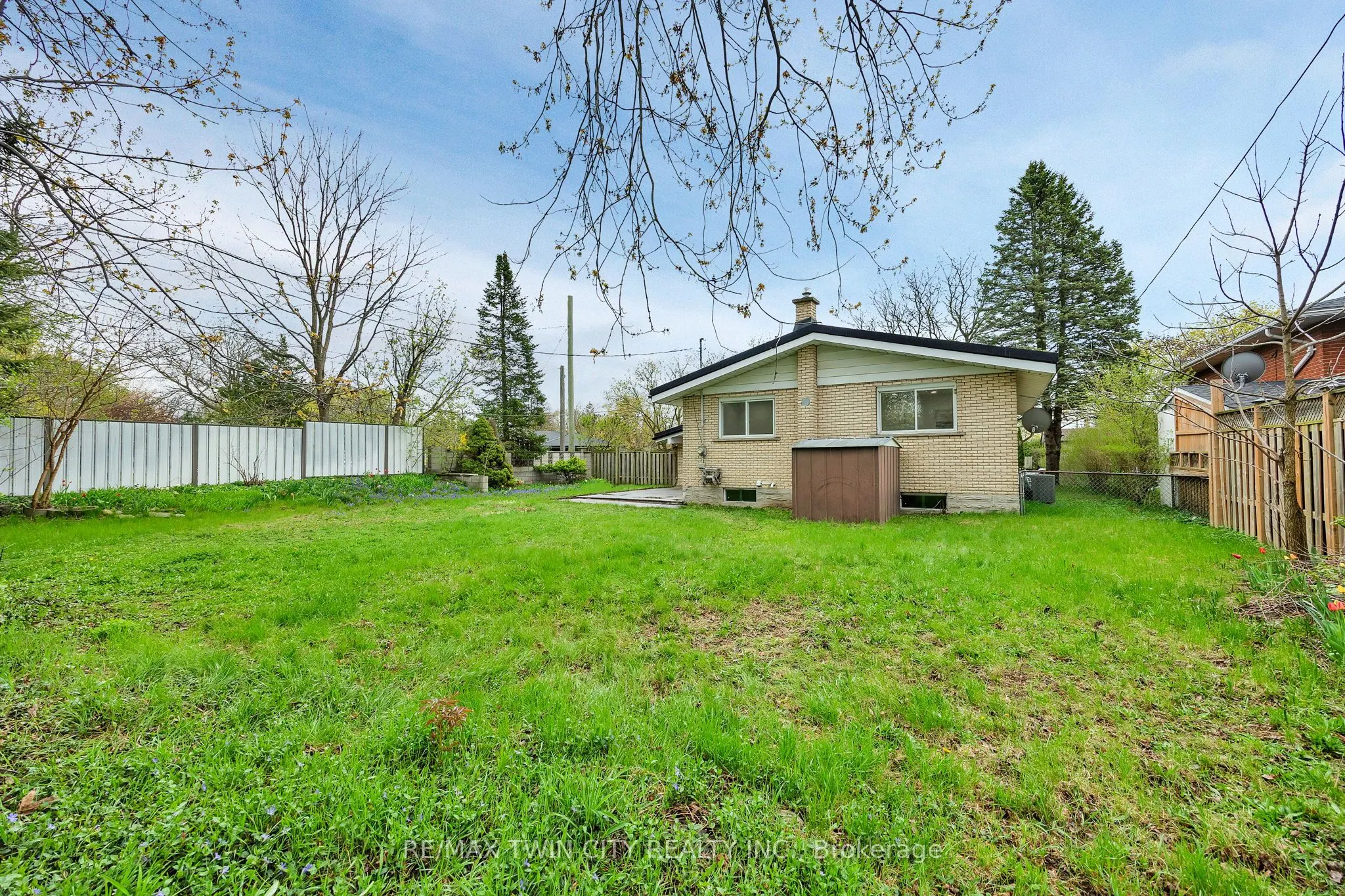 246 Hillcrest Road