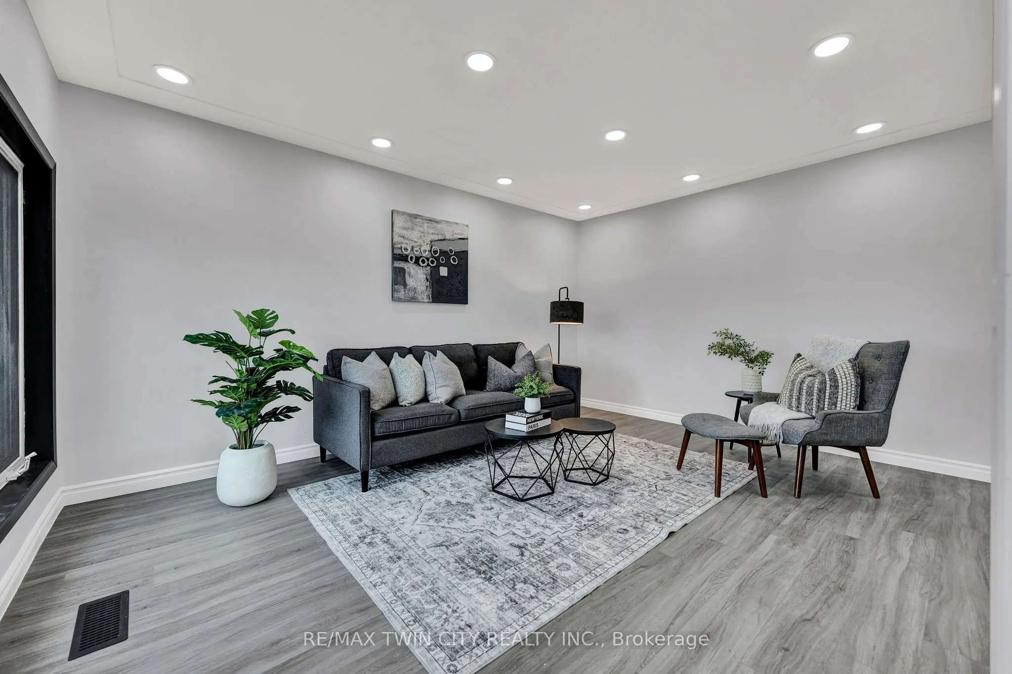 246 Hillcrest Road