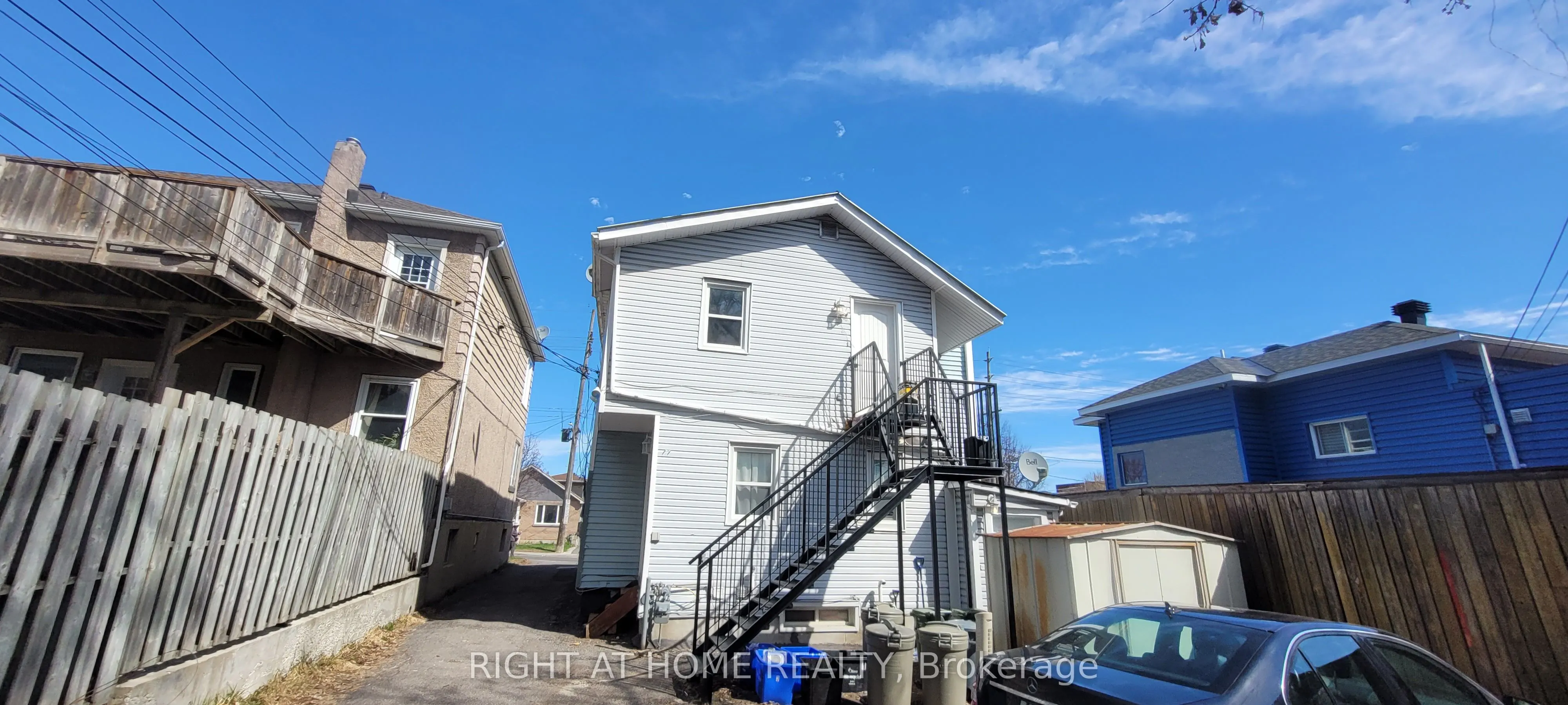 298 Montfort Street