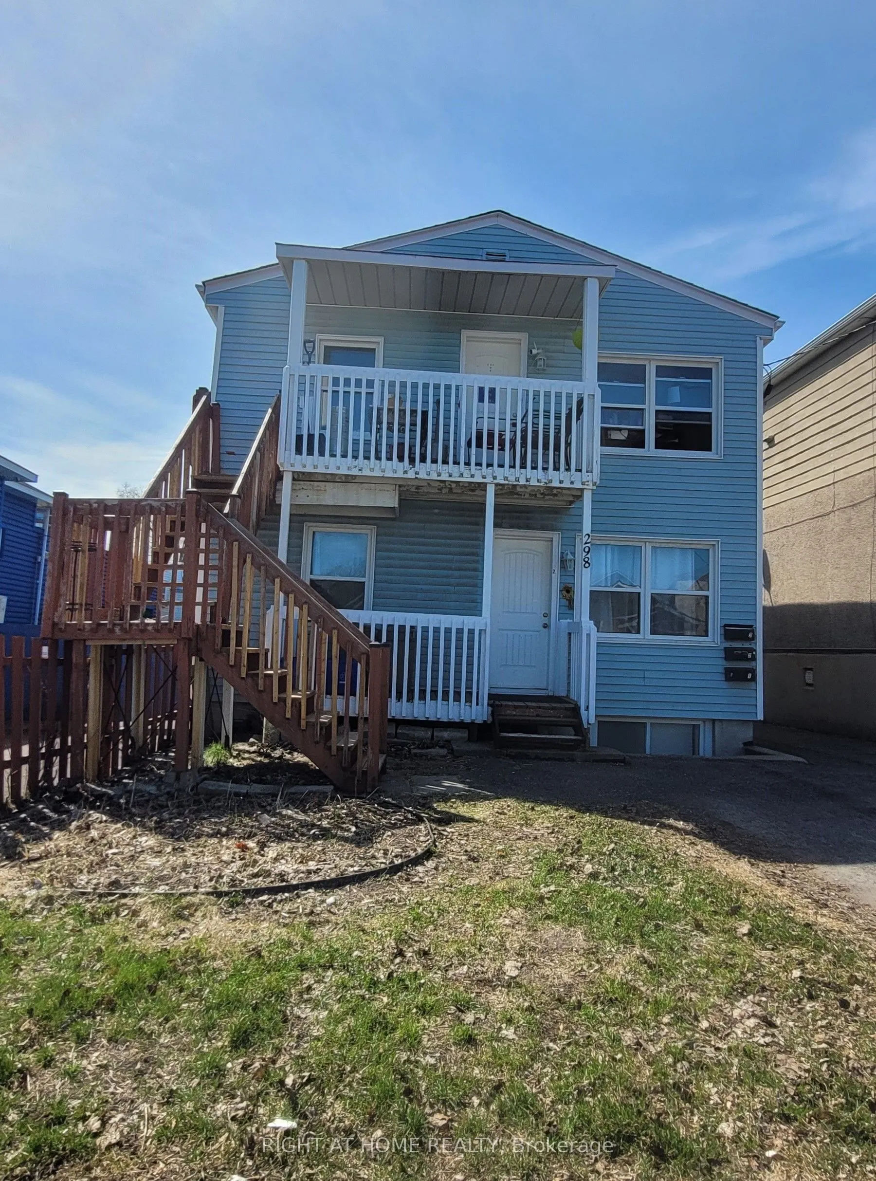 298 Montfort Street