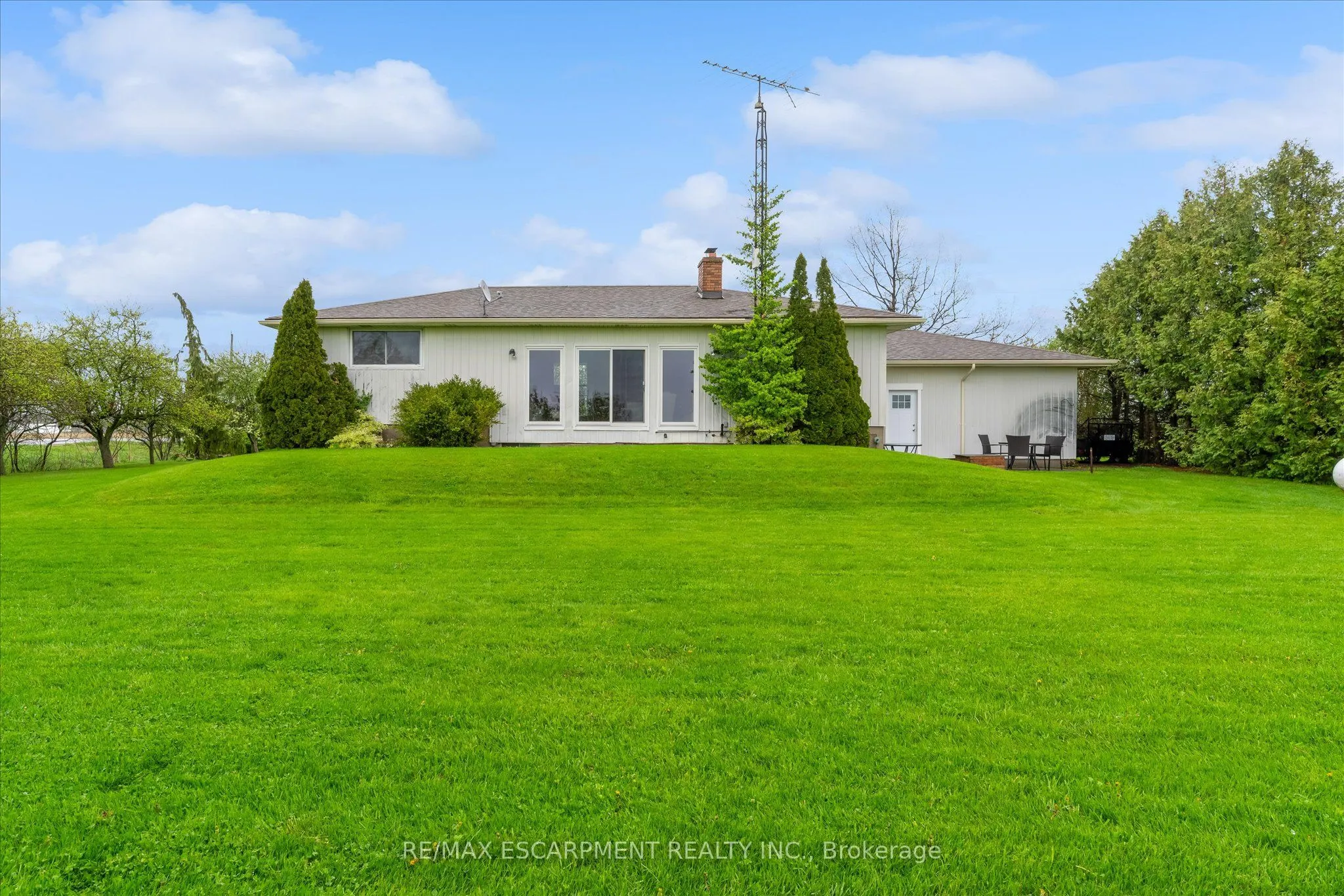 698 Concession 6 Road