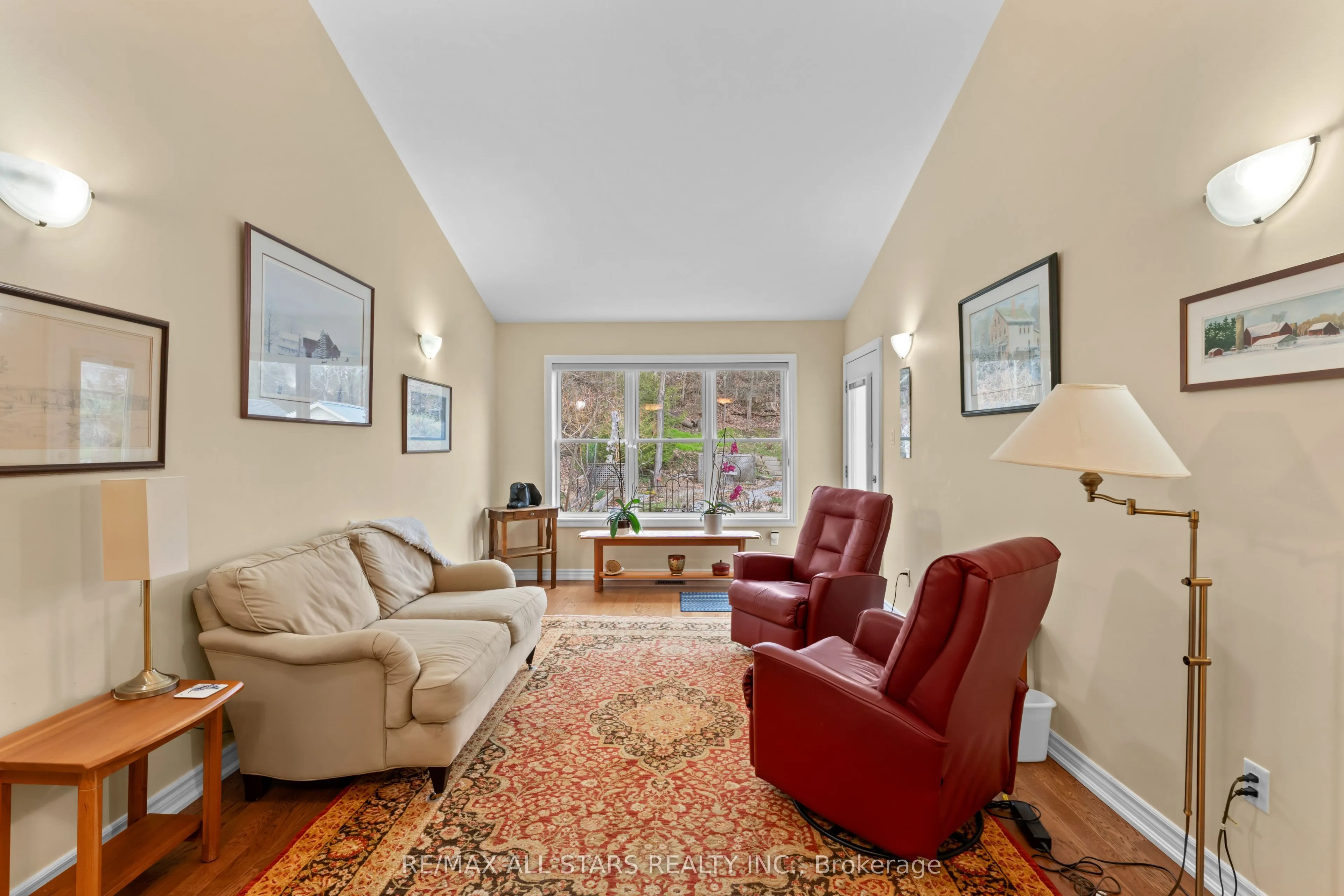 22 Deane Street