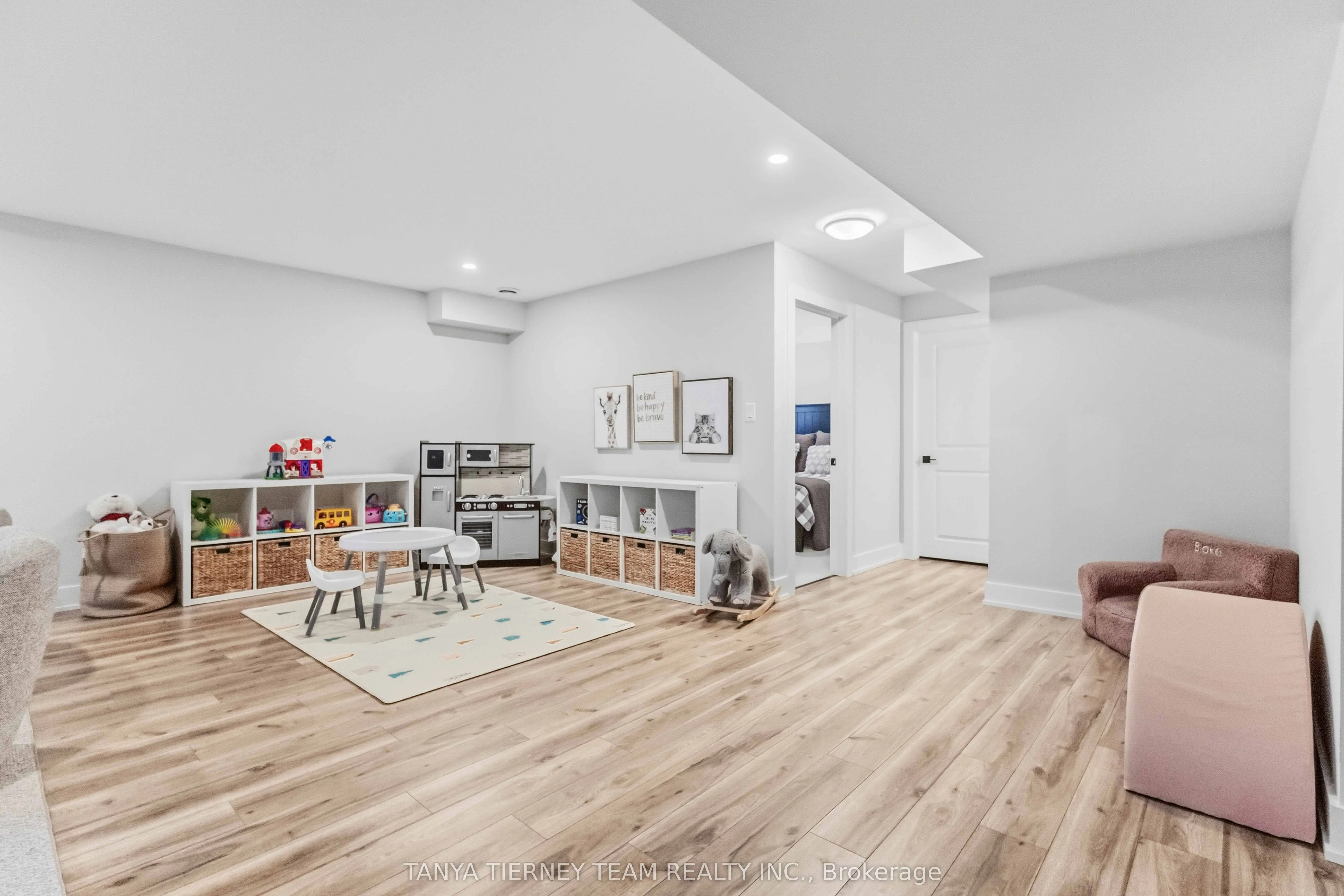 122 Courtland Street