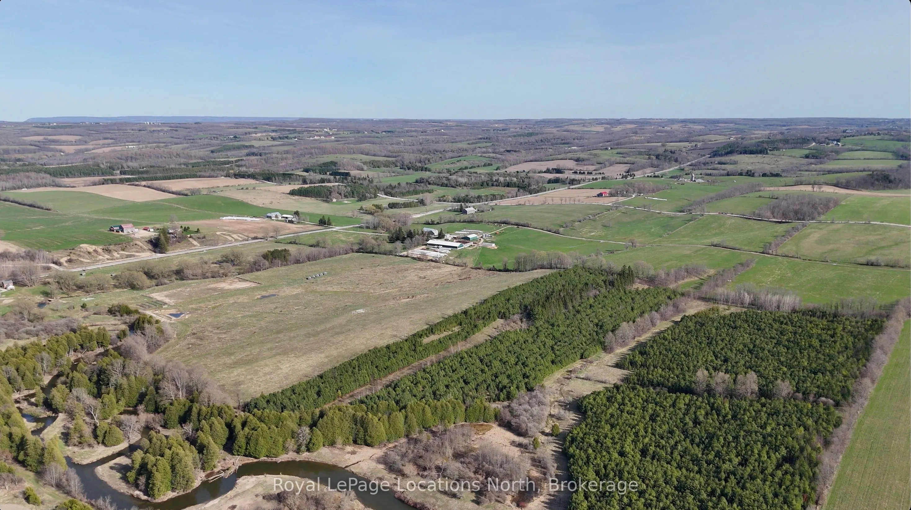 137662 Grey Rd 12 Road