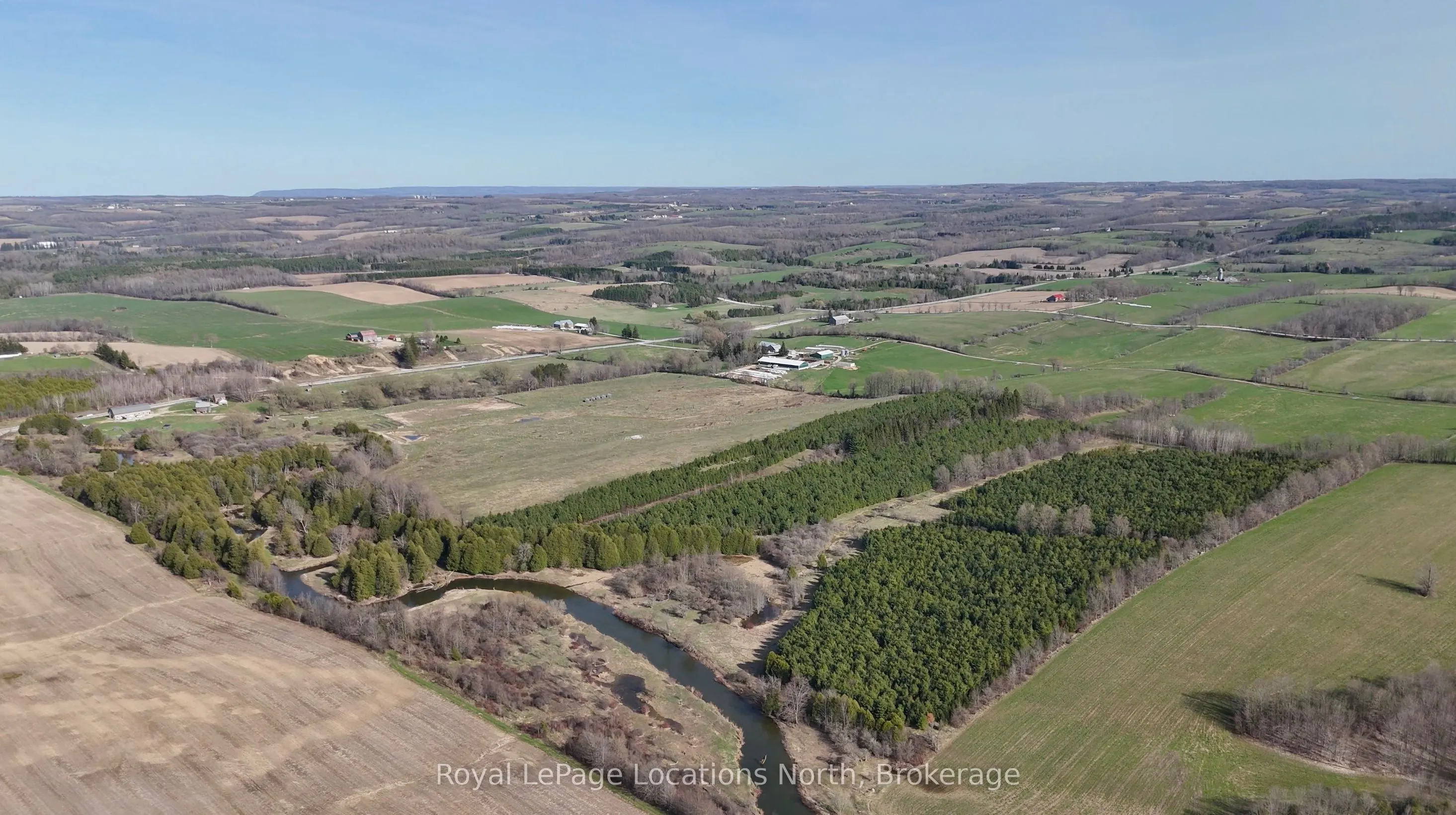 137662 Grey Rd 12 Road
