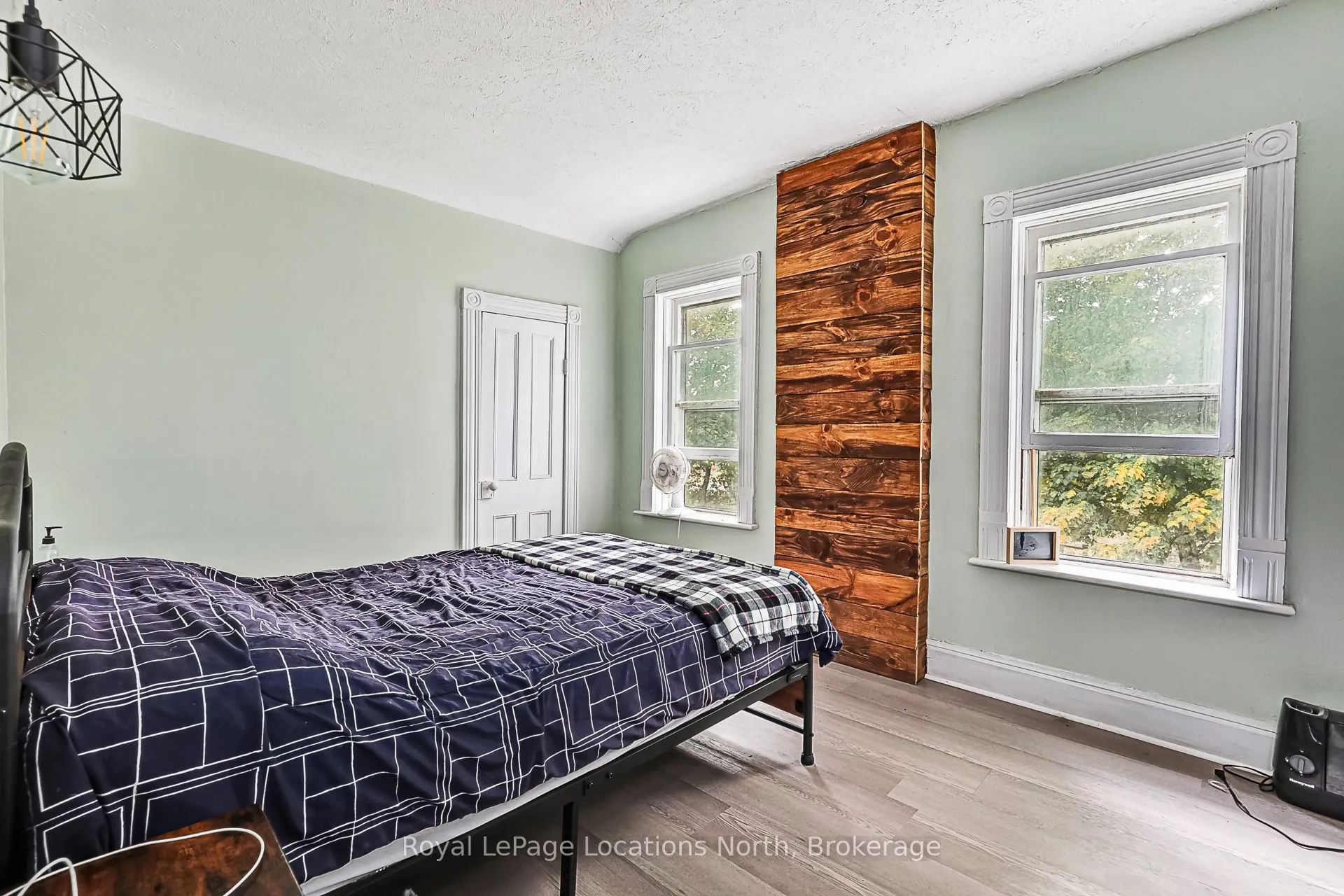 137662 Grey Rd 12 Road