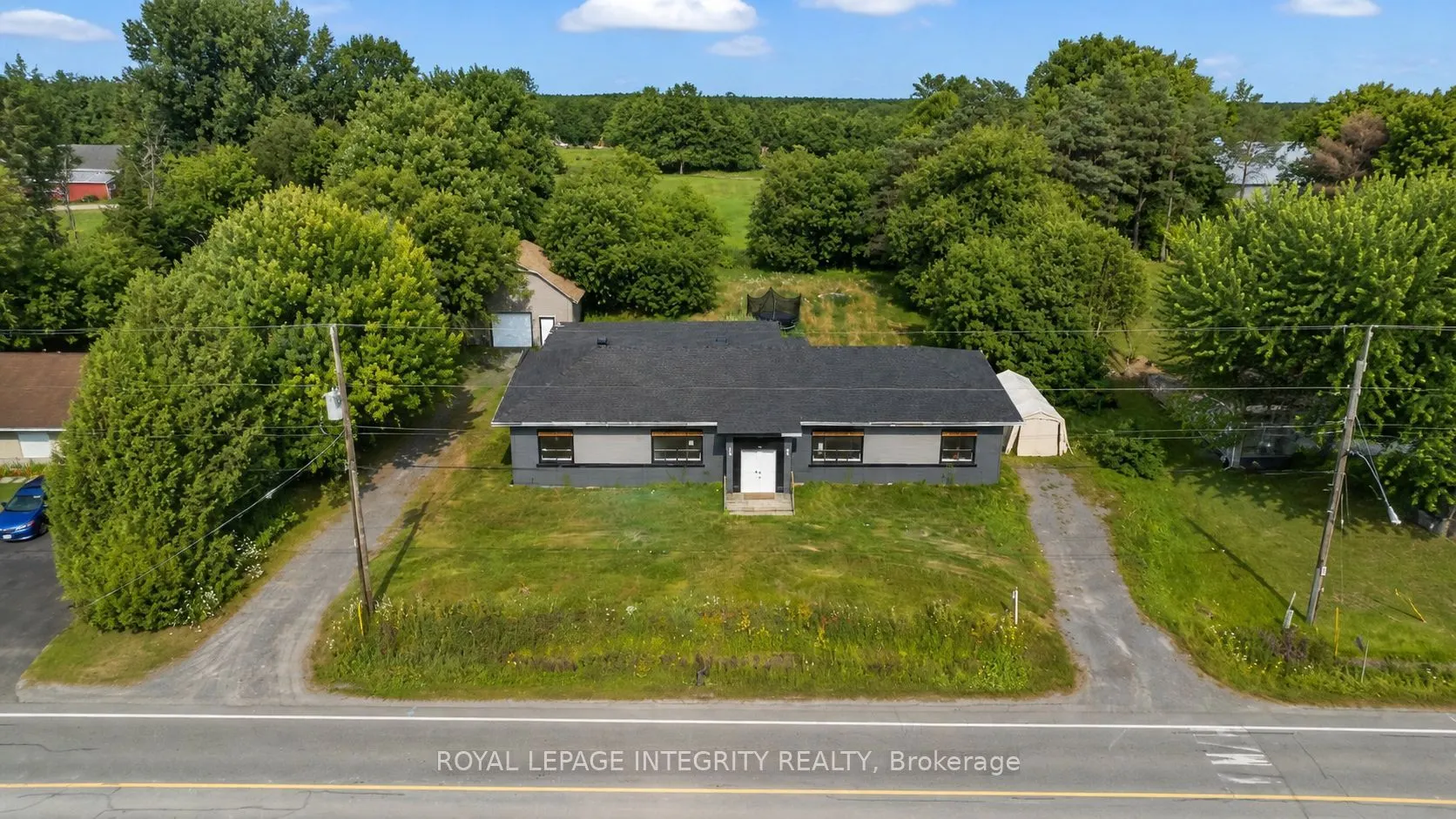 3823 Drouin Road